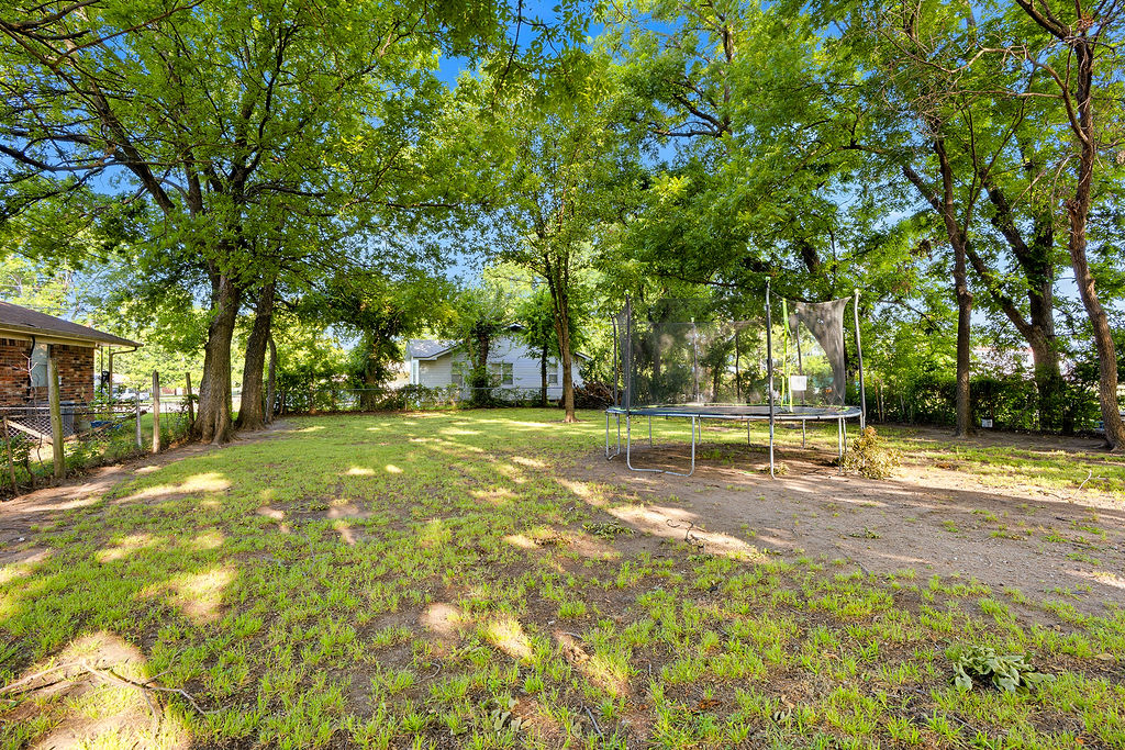 619 N Crownpoint Property Photo 22