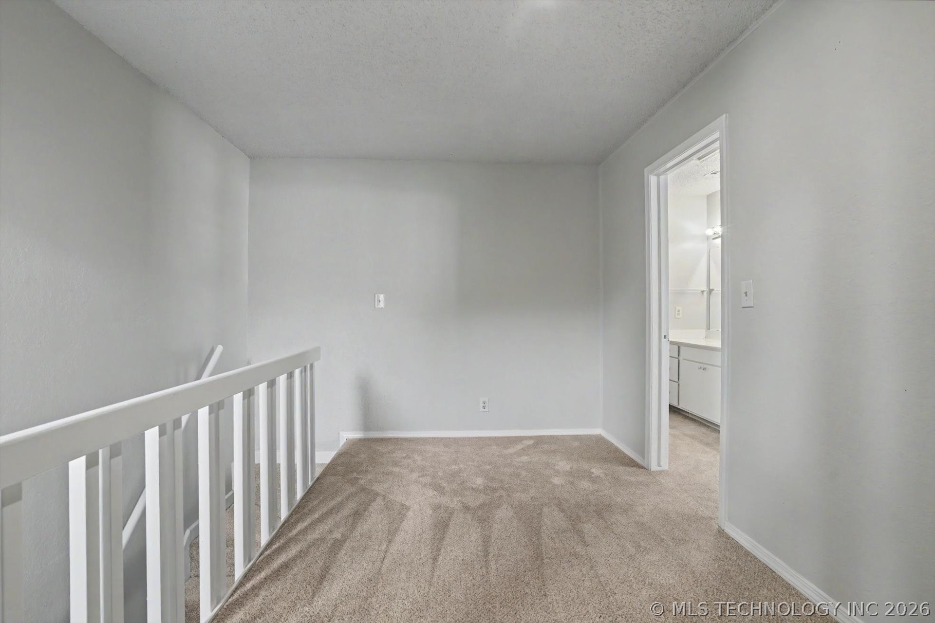 2701 S Juniper Avenue W 108 Property Photo 15