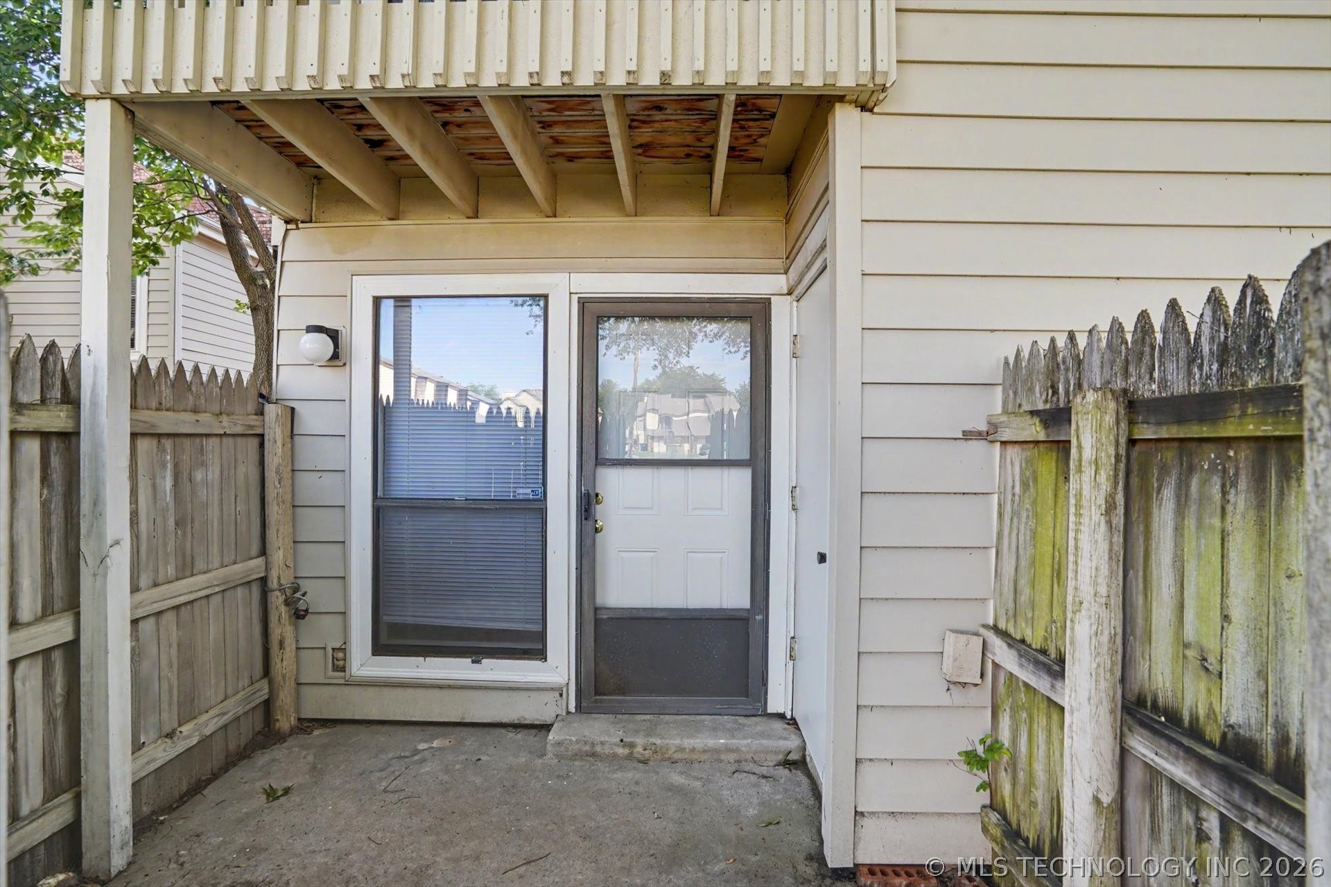 2701 S Juniper Avenue W 108 Property Photo 22