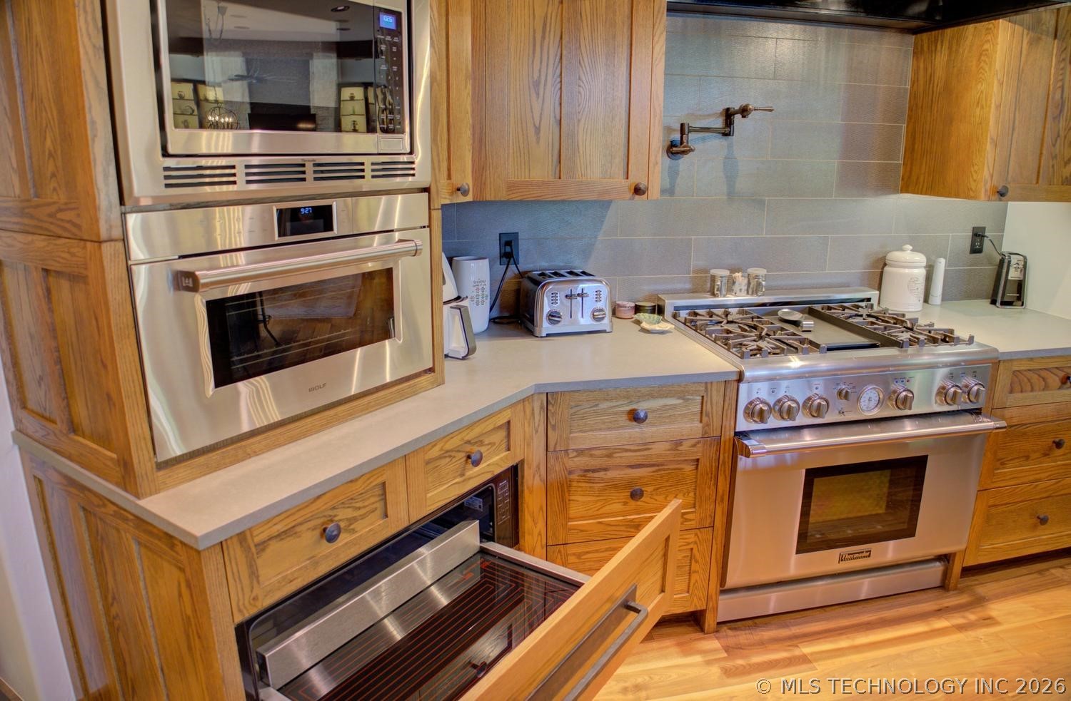 2883 S Florence Avenue Property Photo 23