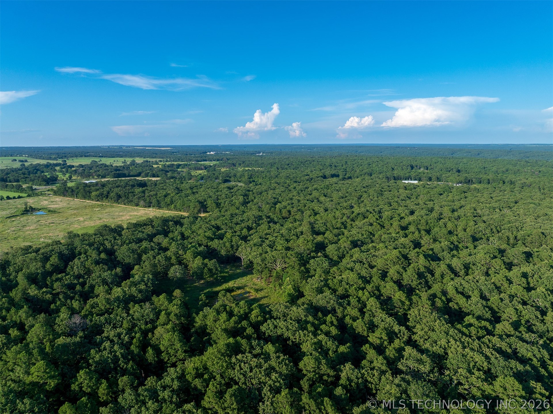 6 E 620 Road Property Photo 16