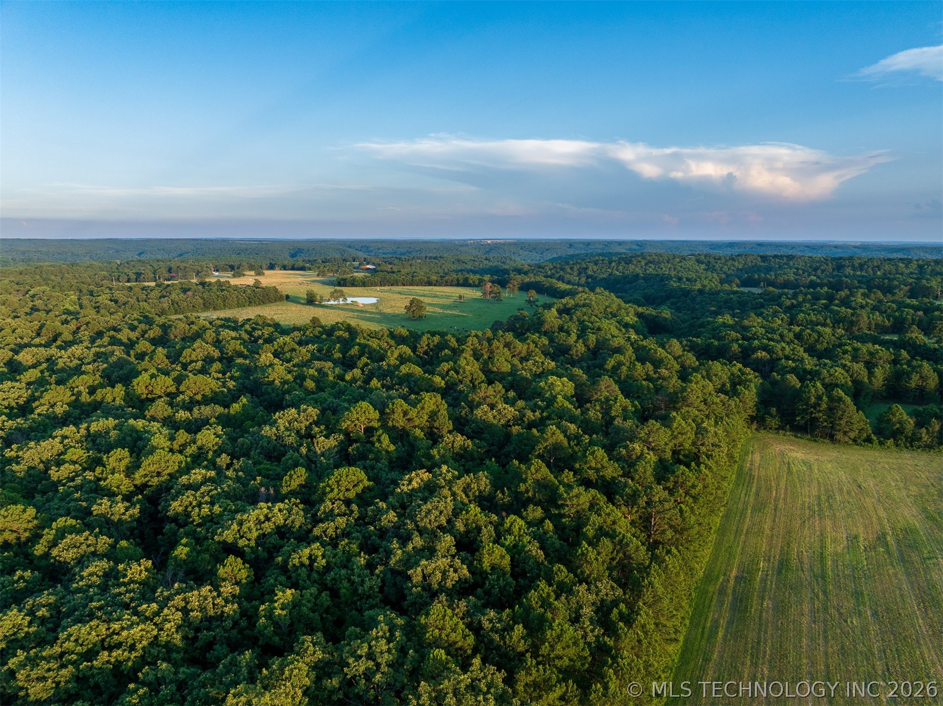 6 E 620 Road Property Photo 34