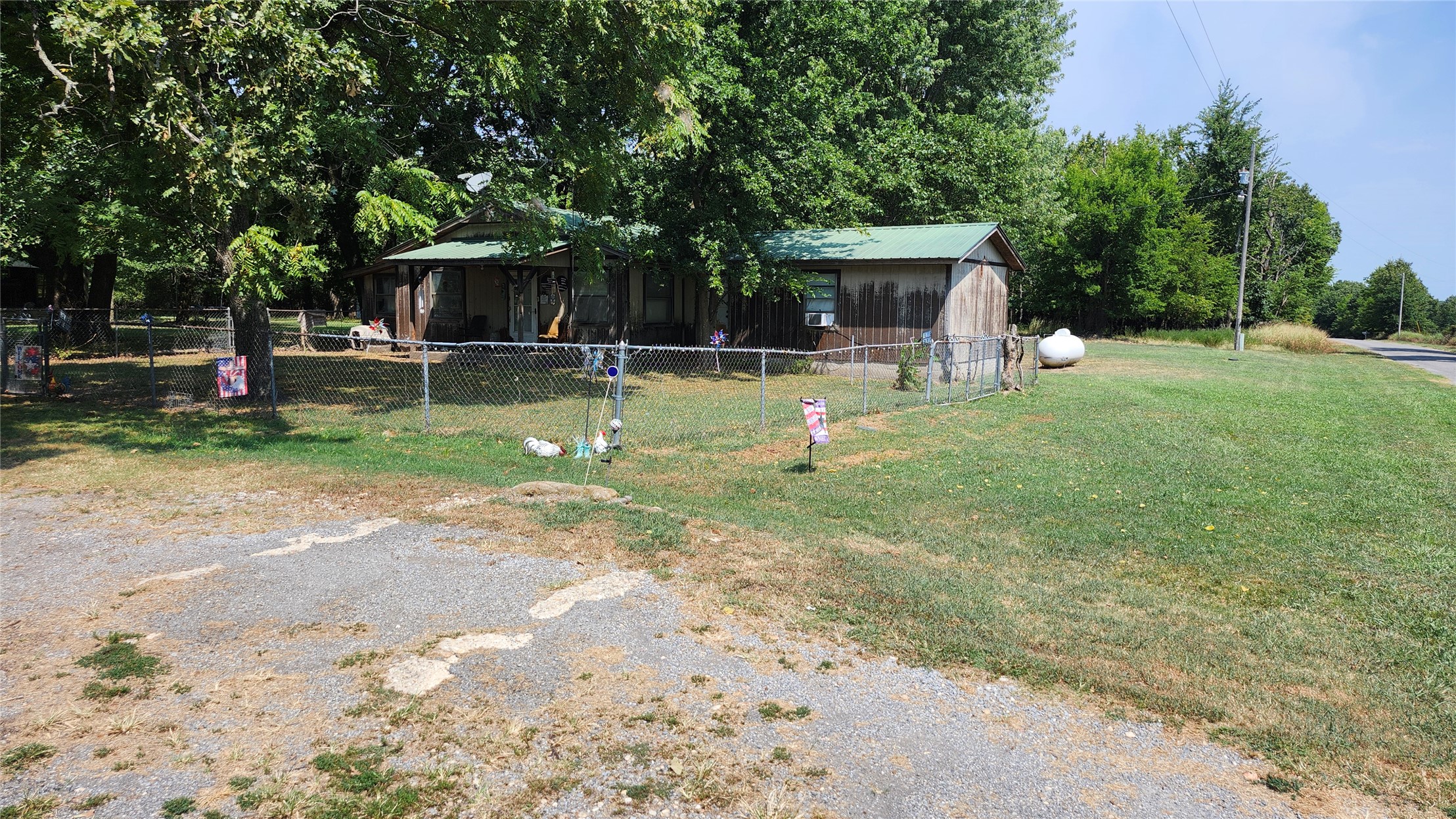 4302 S 445 Road Property Photo 1