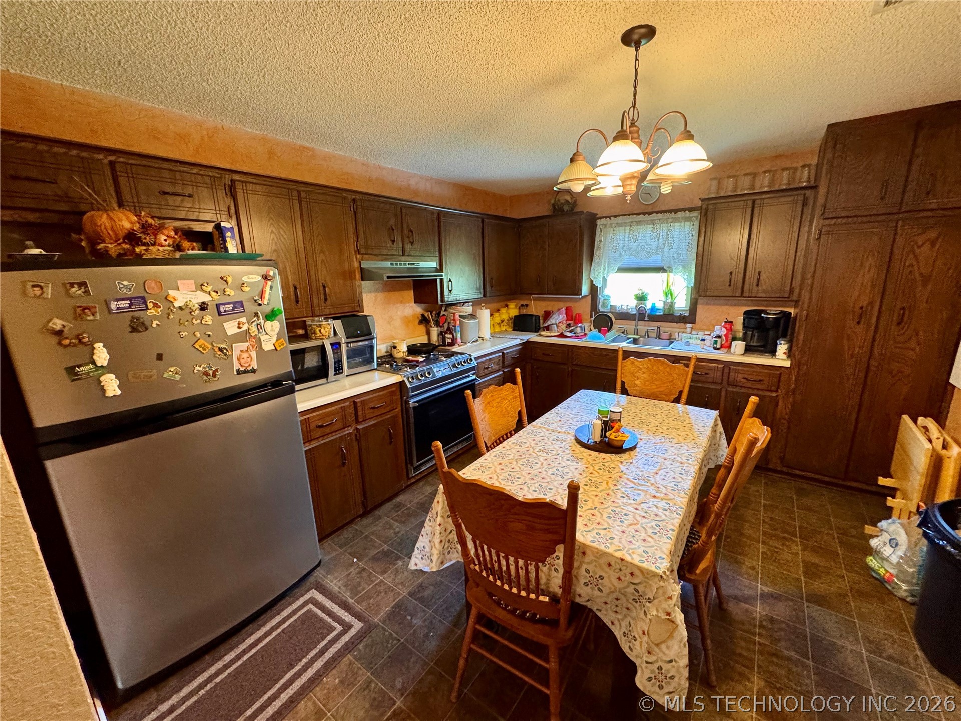 8080 S 4392 Road Property Photo 8