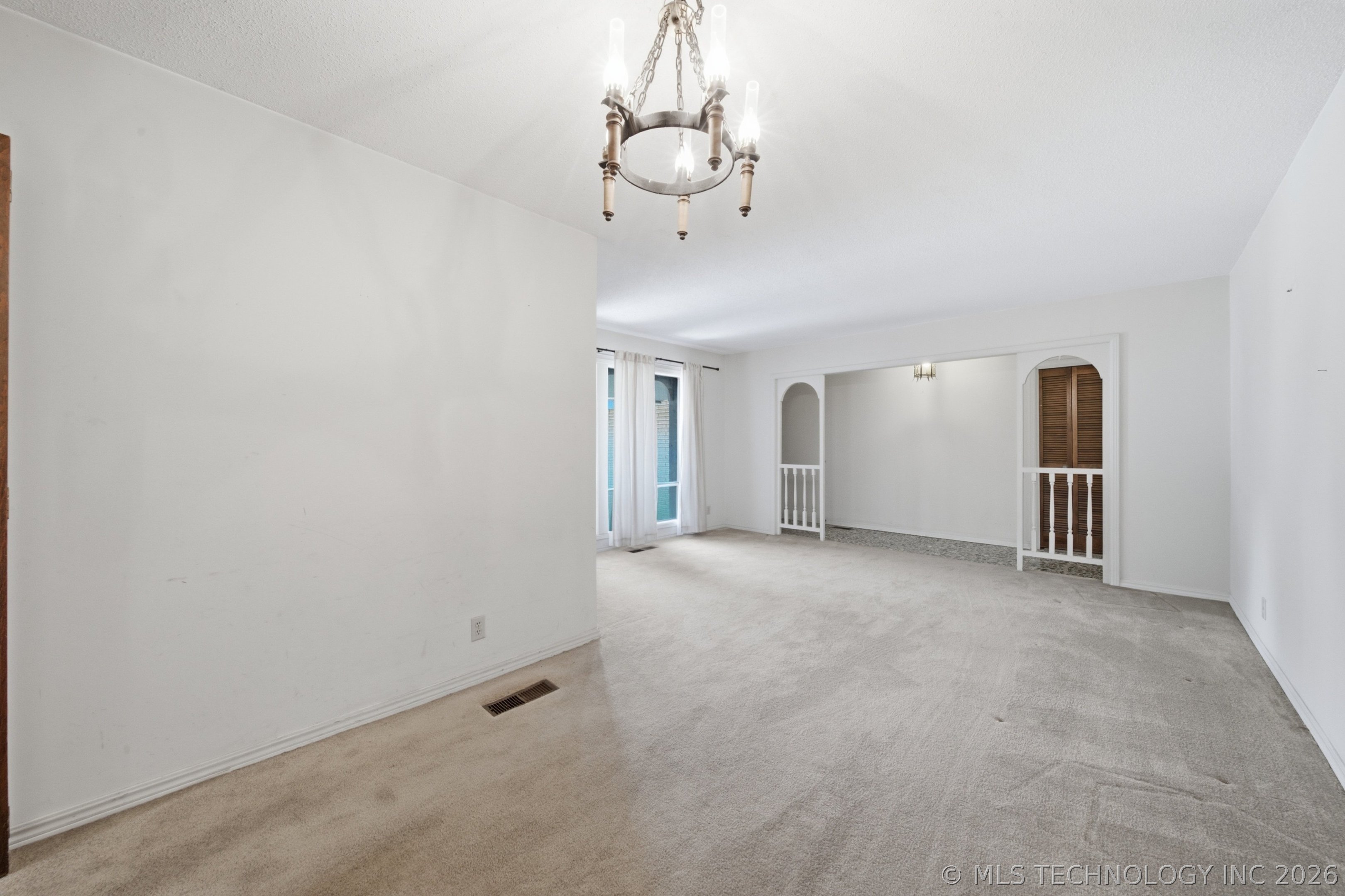 2536 S 111th East Avenue Property Photo 14