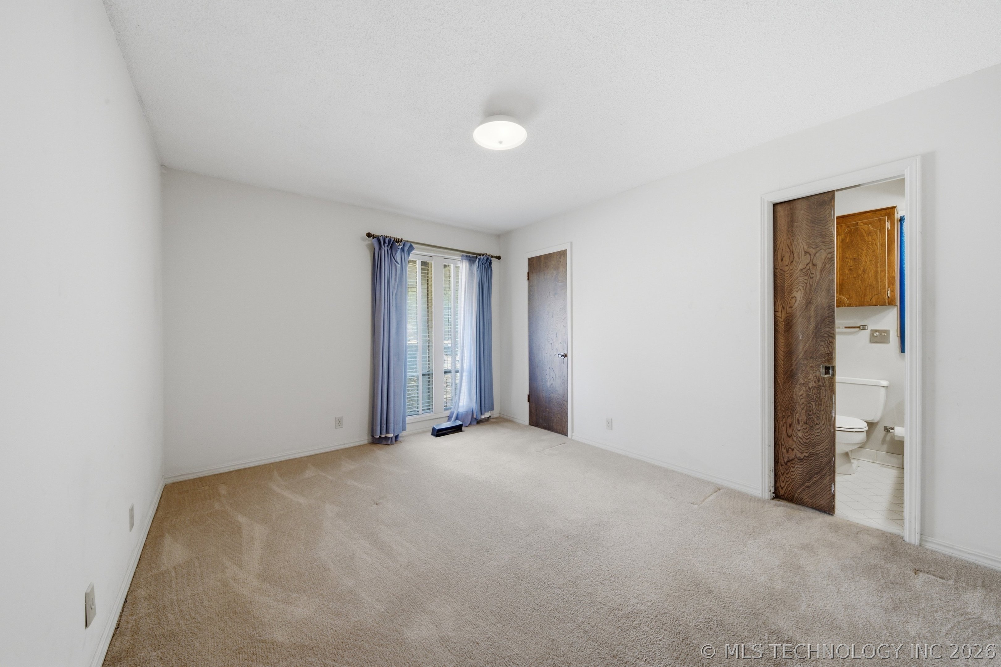 2536 S 111th East Avenue Property Photo 16