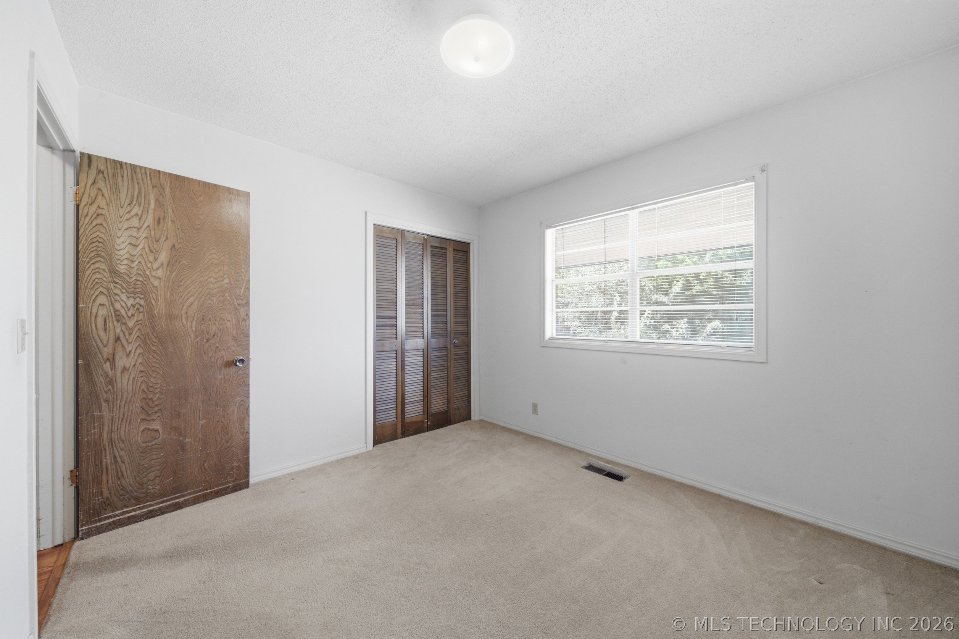 2536 S 111th East Avenue Property Photo 19