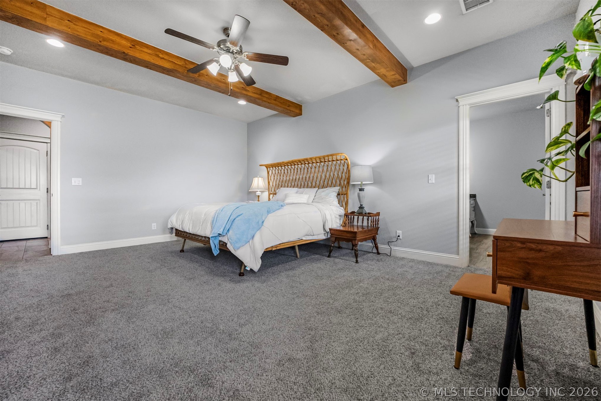 8220 N 154th Avenue E Property Photo 16