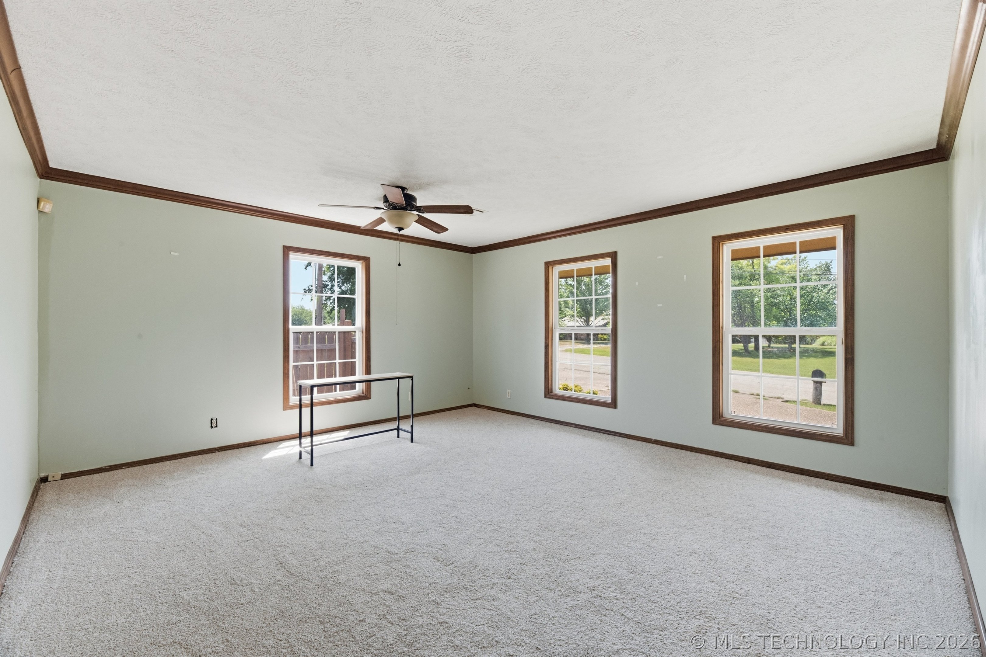 4000 Lakeview Drive Property Photo 28