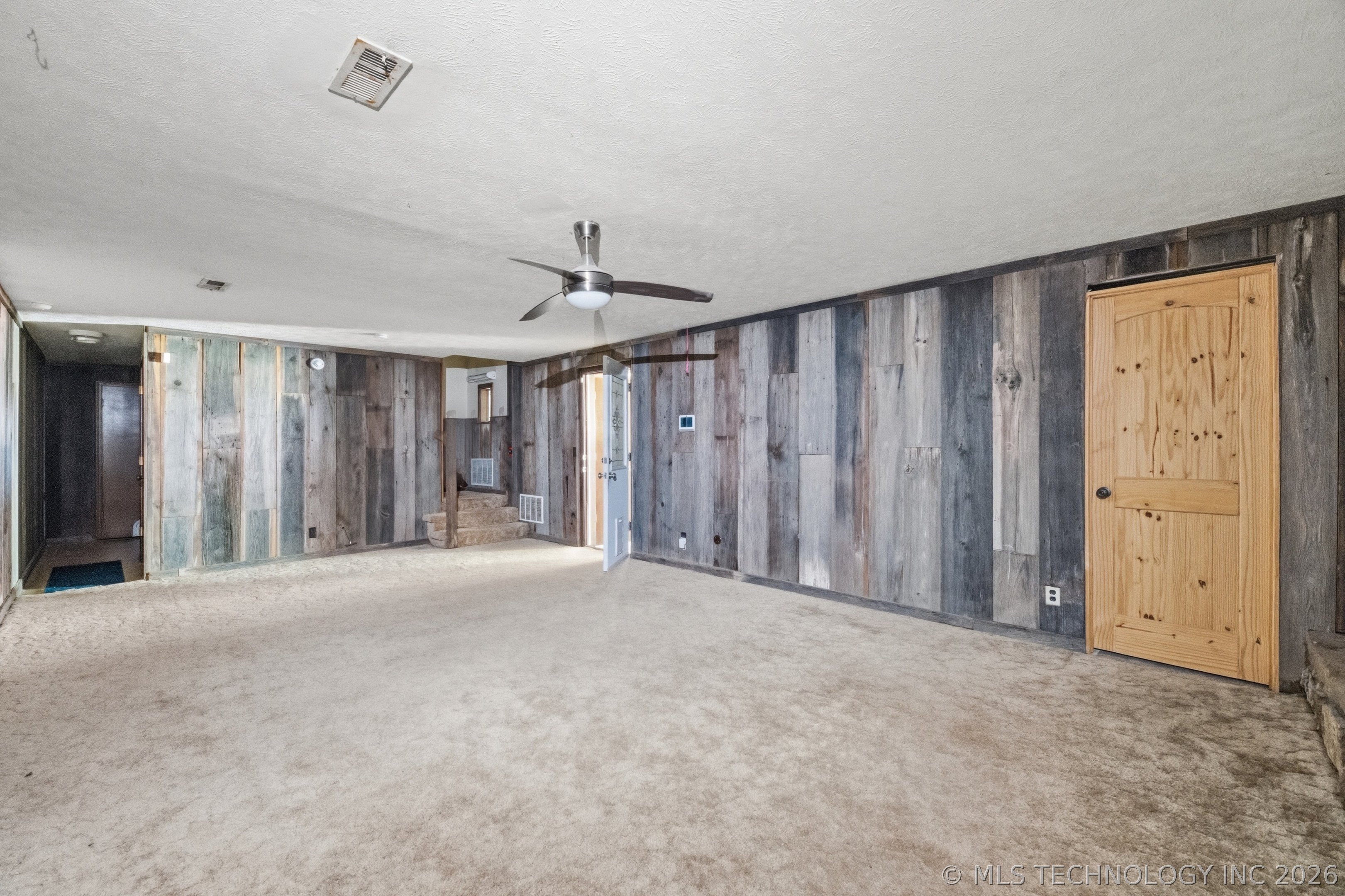 4000 Lakeview Drive Property Photo 31