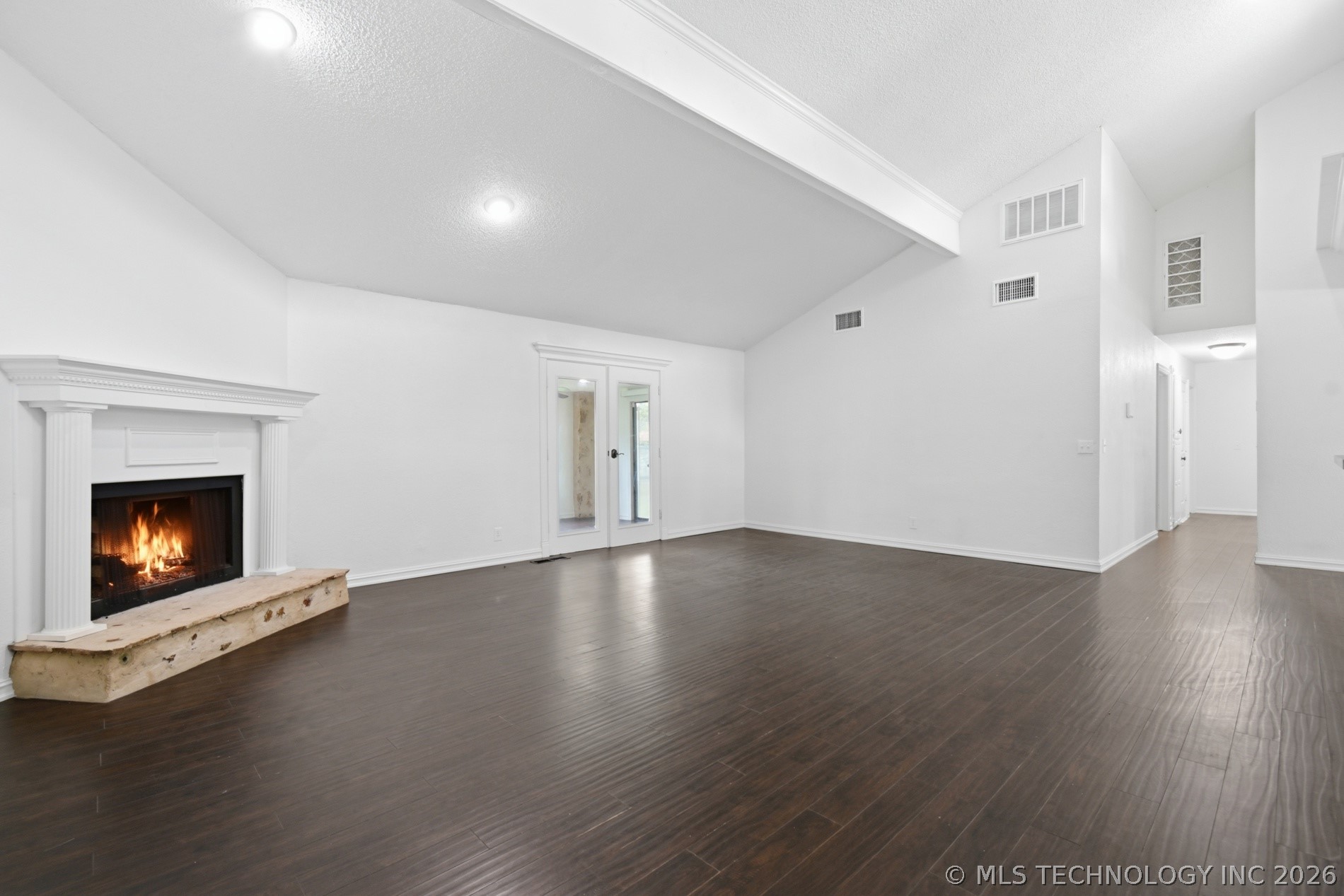 2633 W Dallas Street Property Photo 15