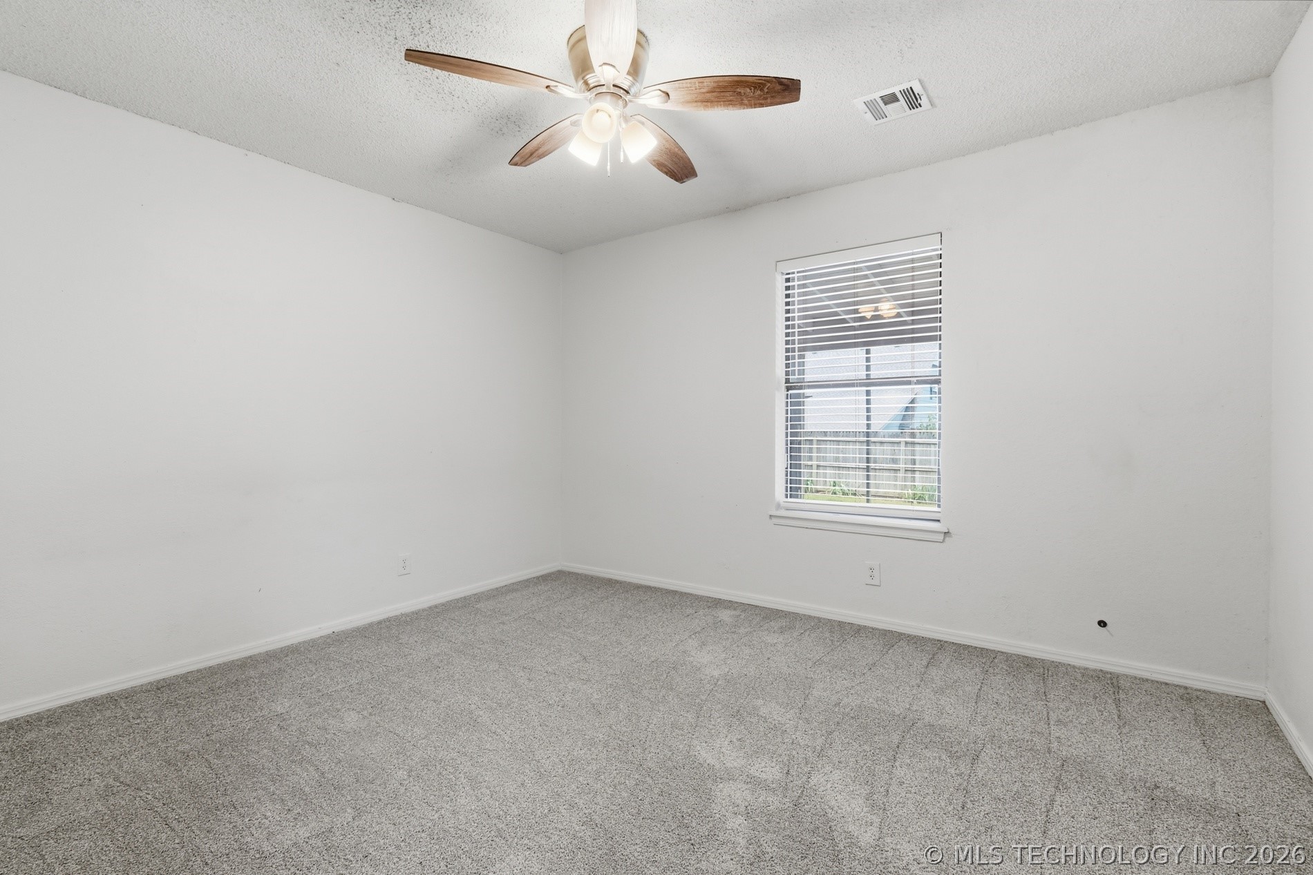 2633 W Dallas Street Property Photo 19