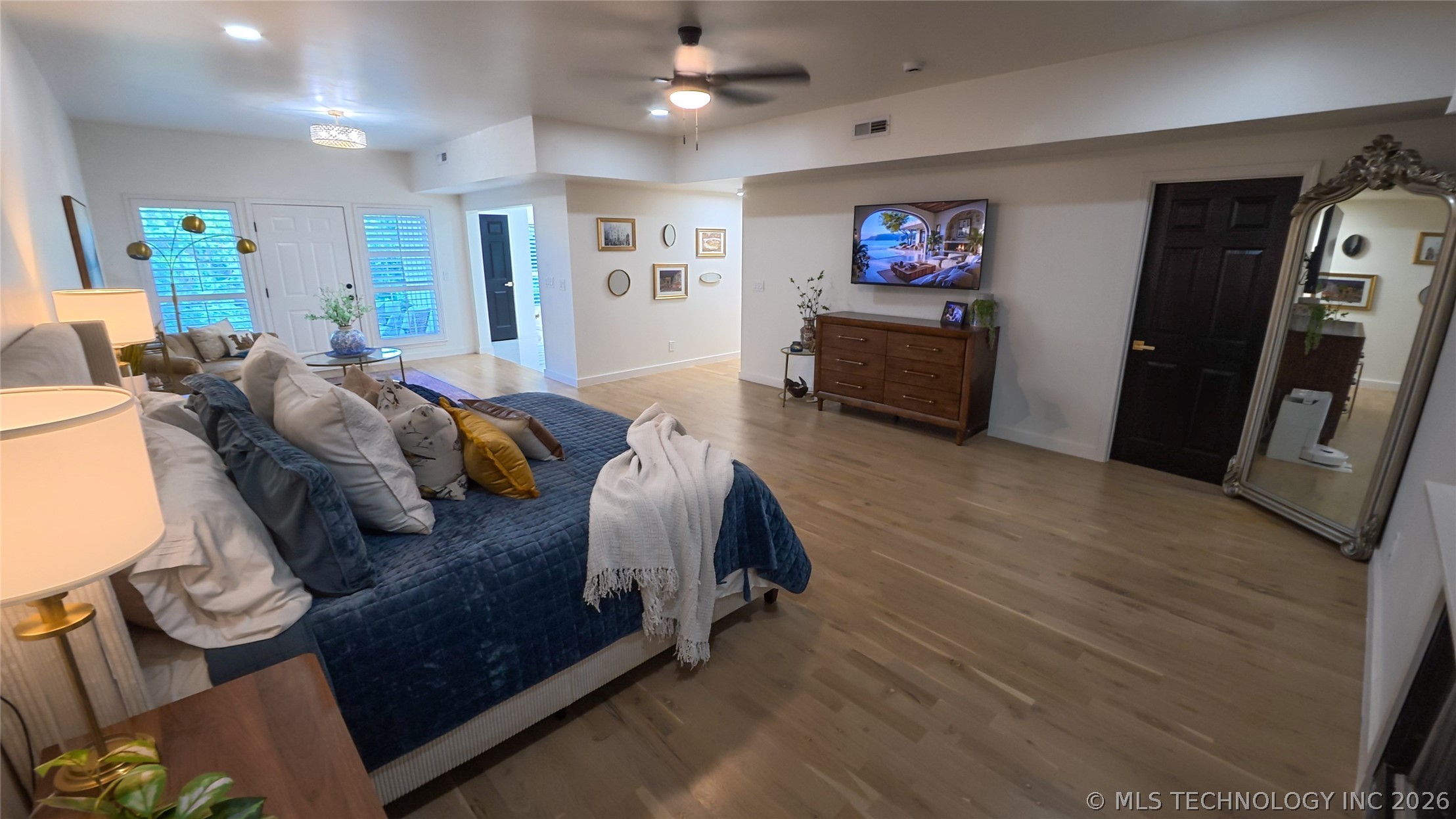 7716 S Granite Avenue Property Photo 16