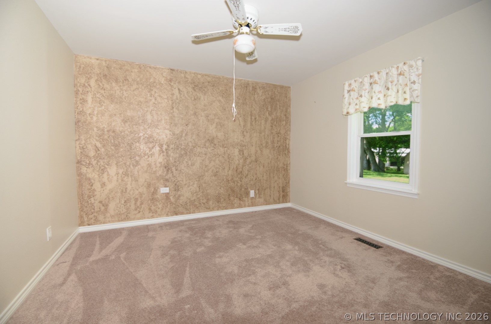 19202 S 46th East Avenue Property Photo 27