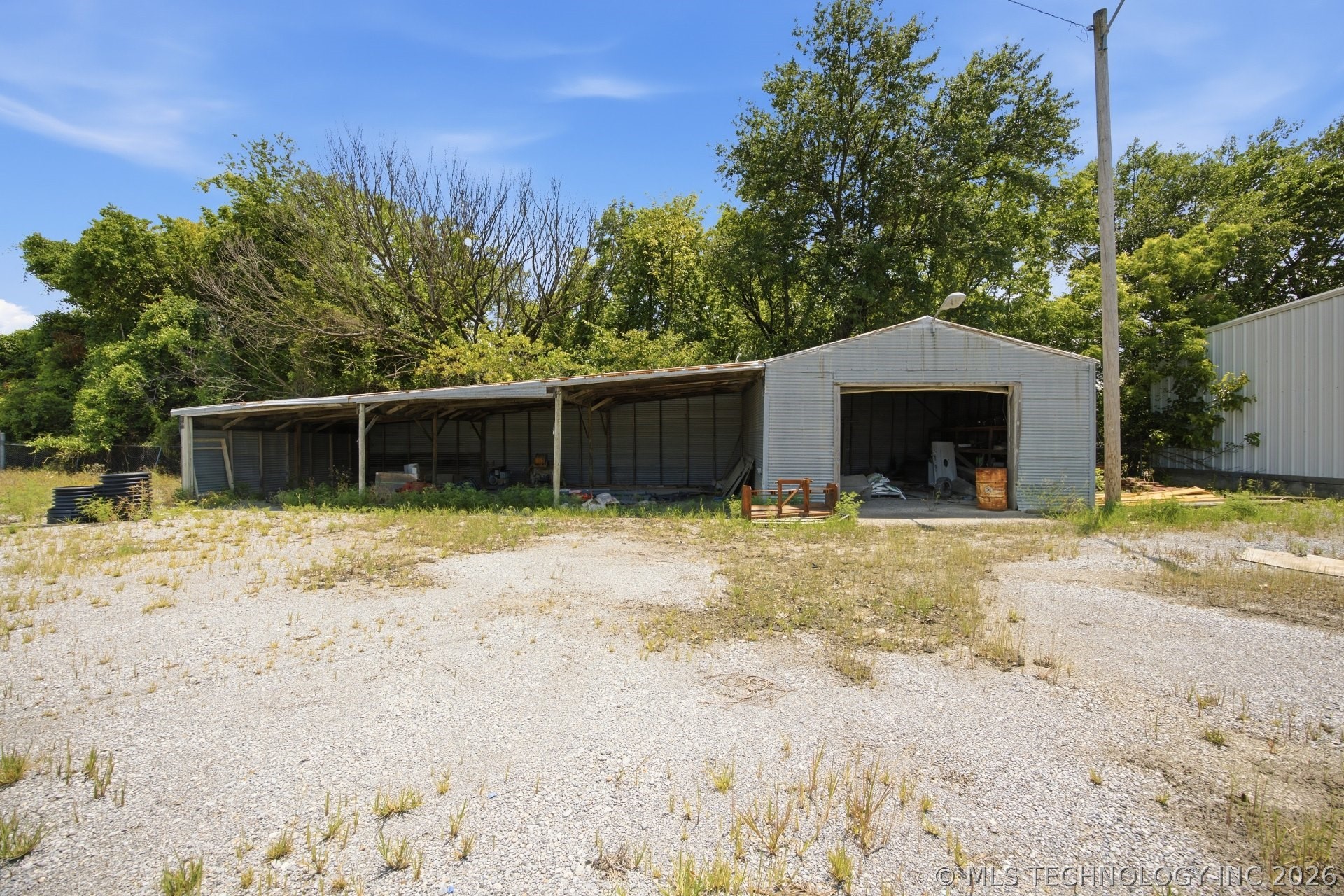 836 E Carl Albert Property Photo 12