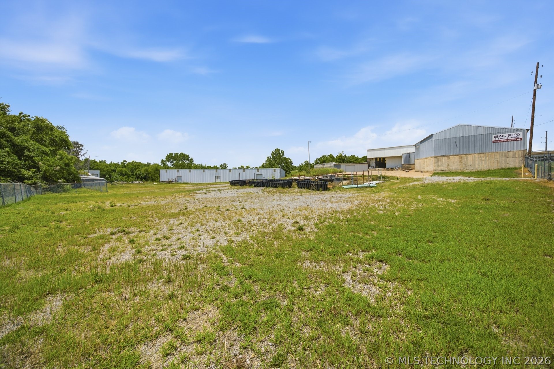 836 E Carl Albert Property Photo 16