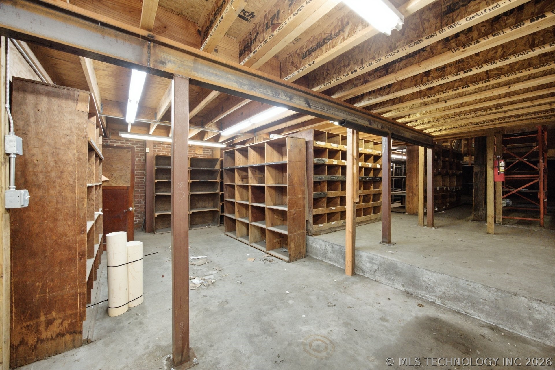 836 E Carl Albert Property Photo 42