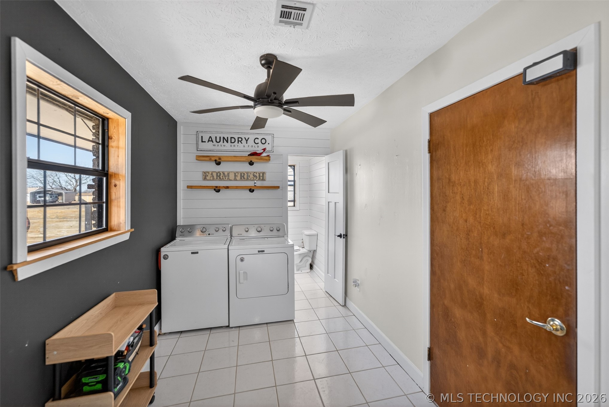 406 N William Penn Property Photo 29