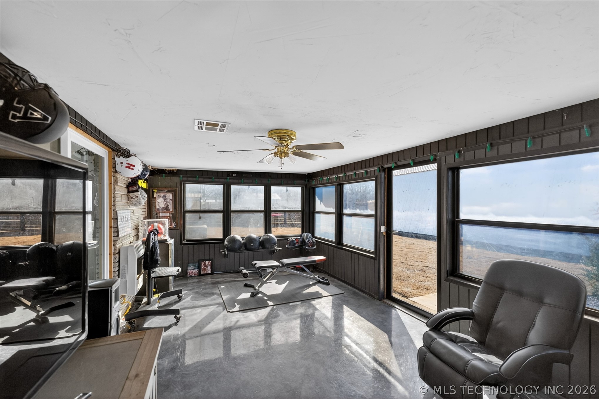 406 N William Penn Property Photo 30