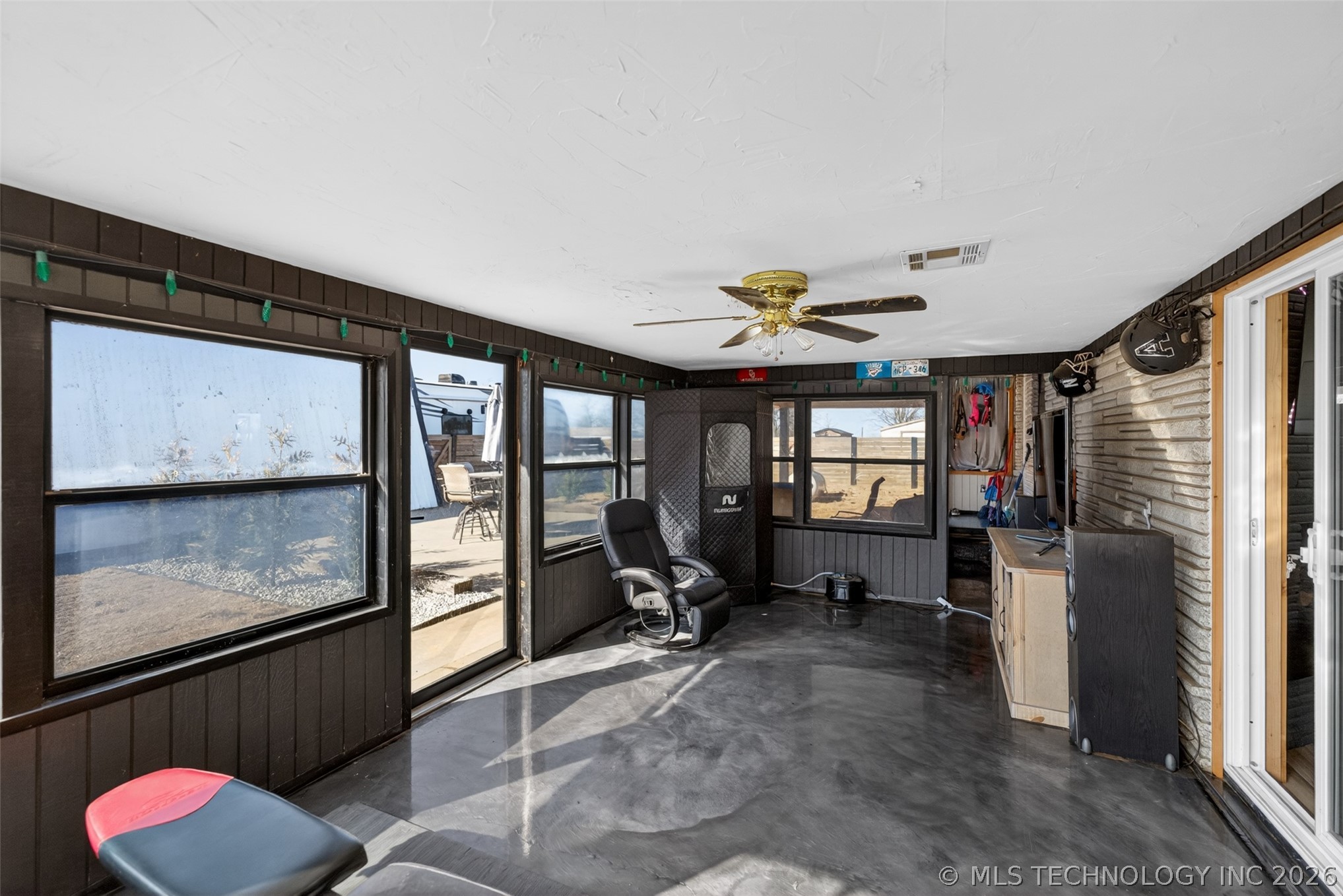 406 N William Penn Property Photo 31