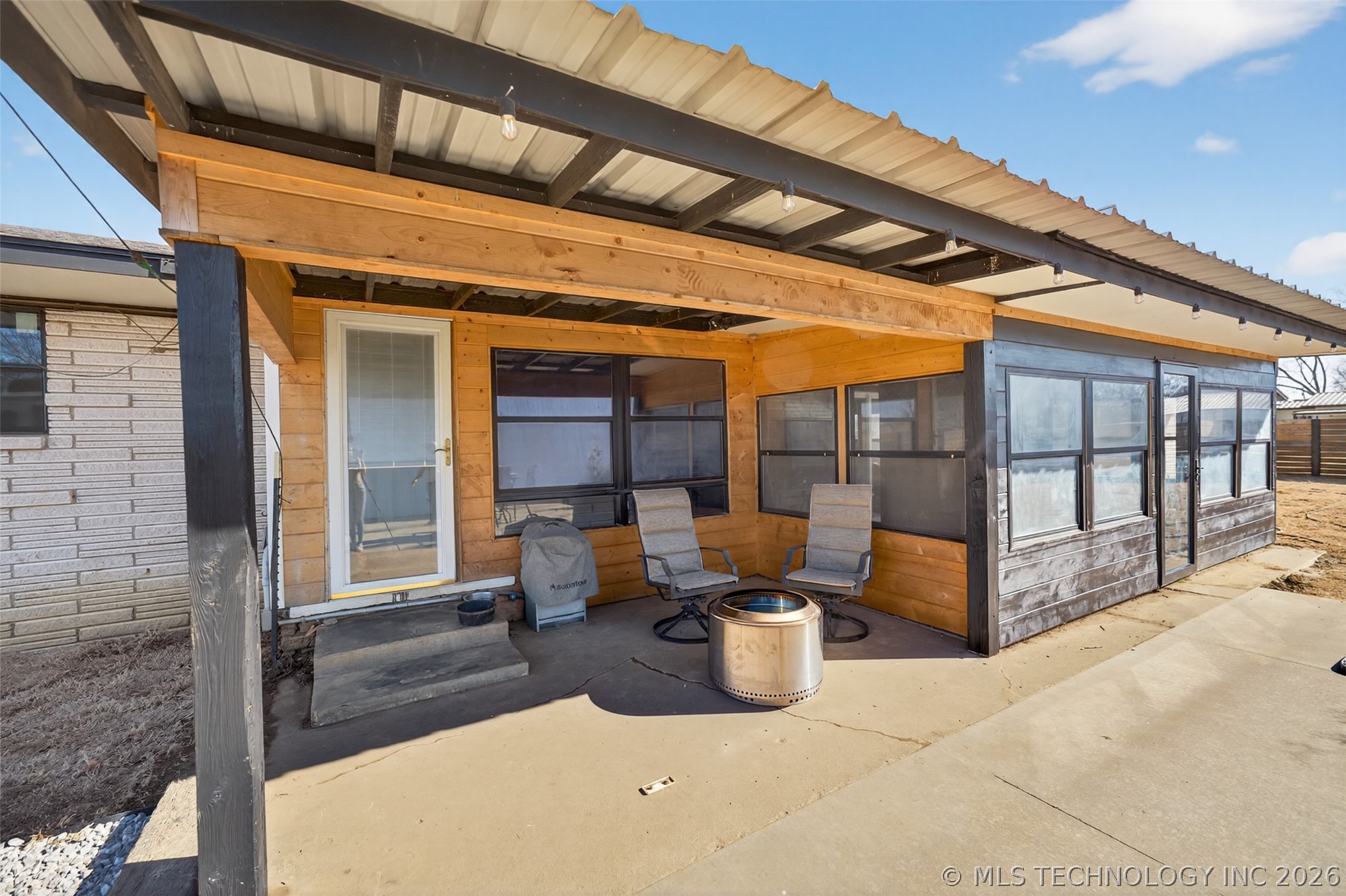 406 N William Penn Property Photo 33