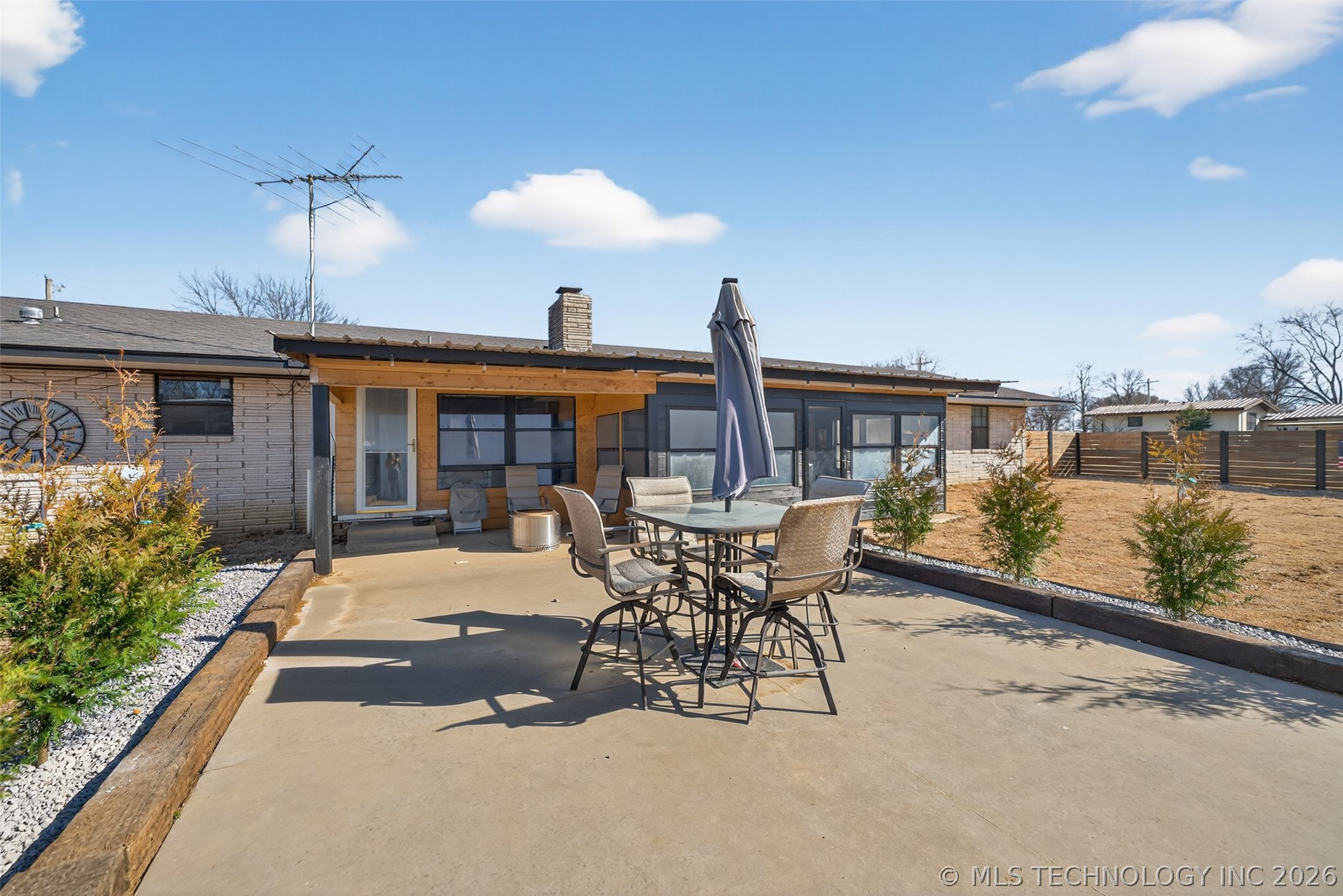 406 N William Penn Property Photo 36