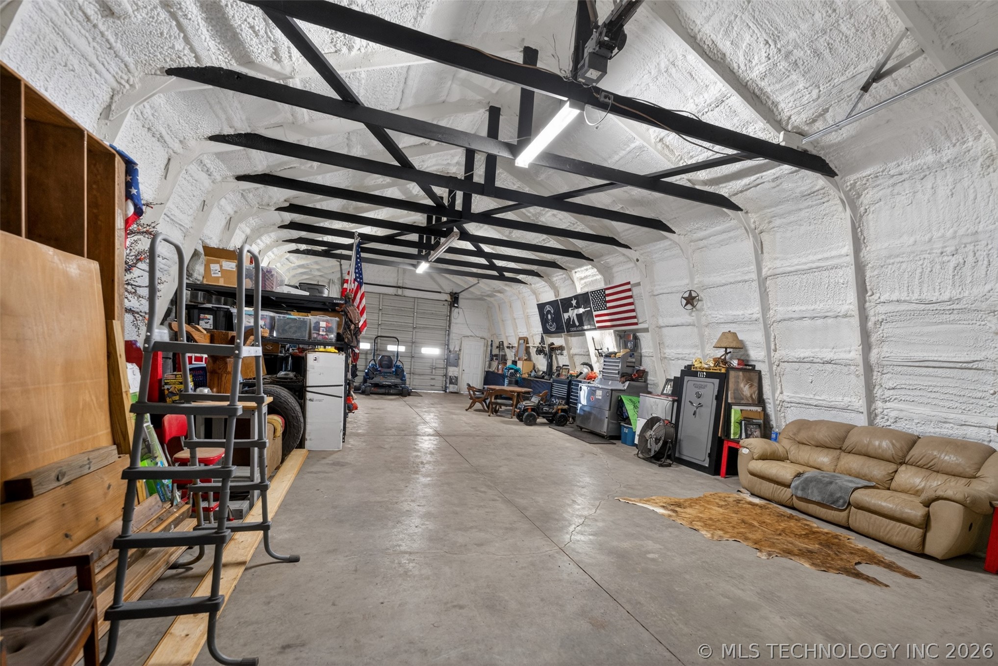 406 N William Penn Property Photo 45