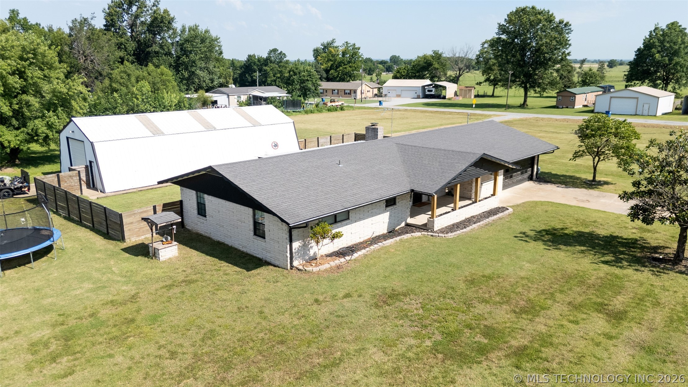 406 N William Penn Property Photo 47