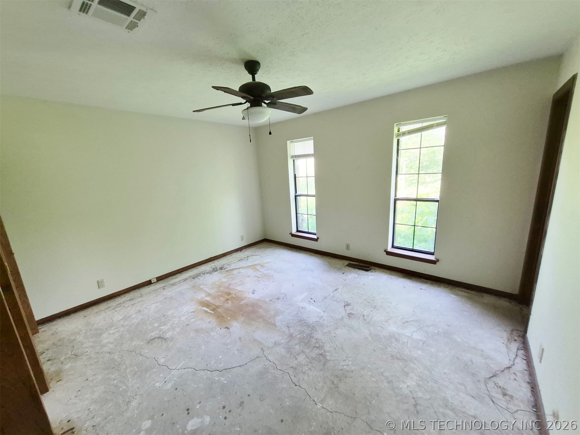 196 Elm Drive Property Photo 14