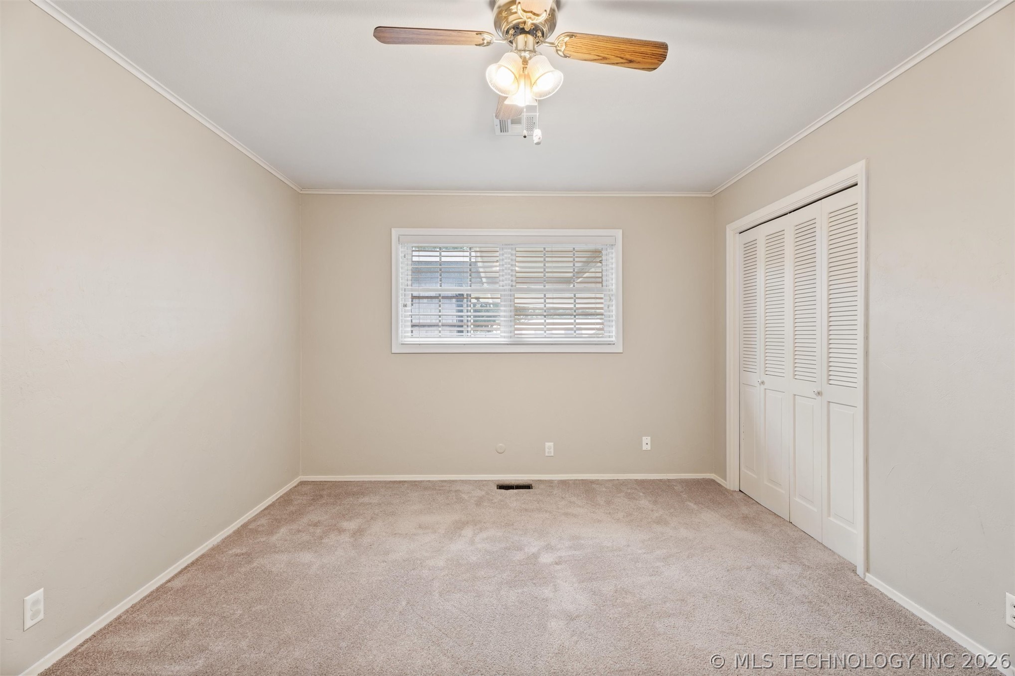 107 W 12th Street 107 Property Photo 22