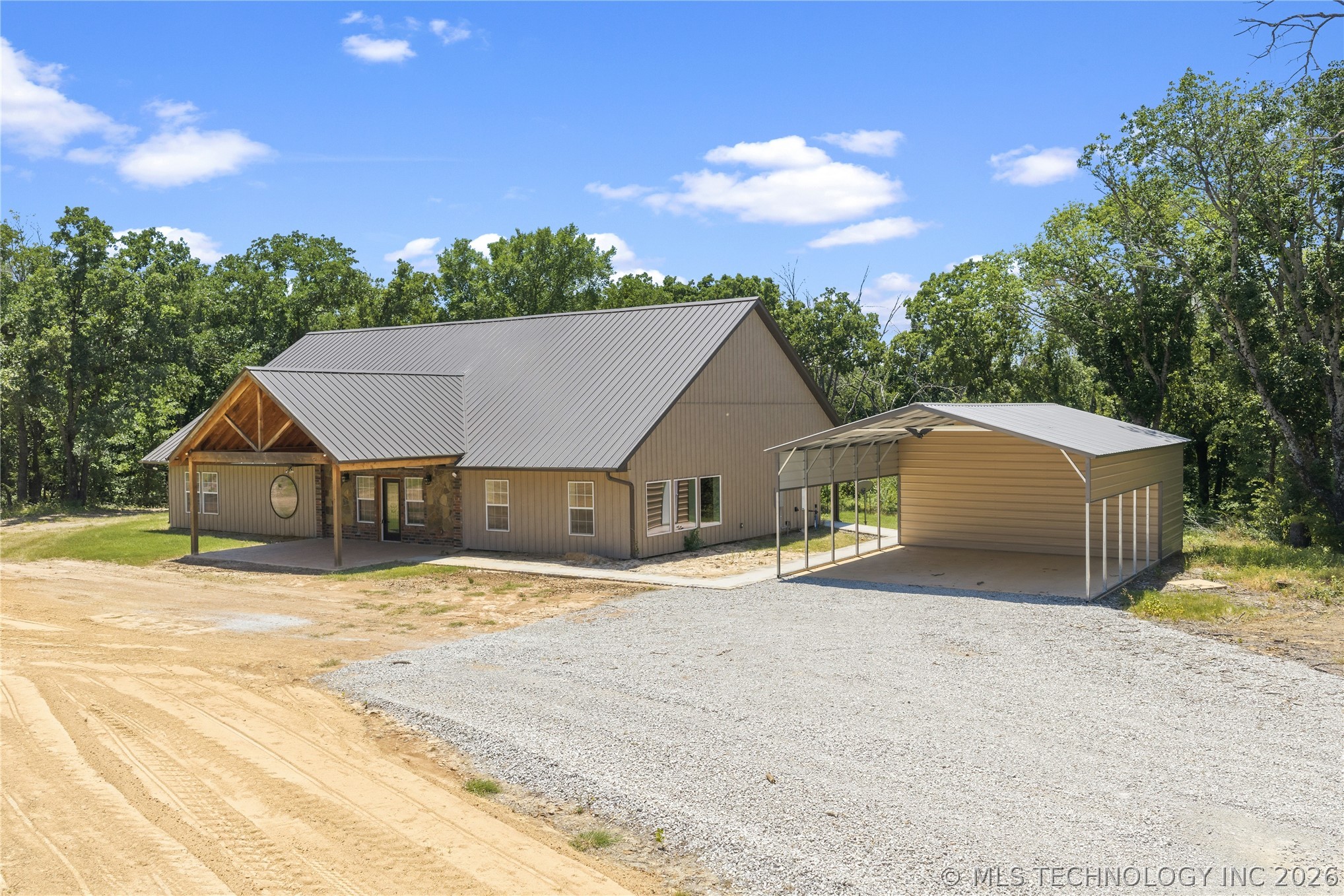 95 Express Road Property Photo 27