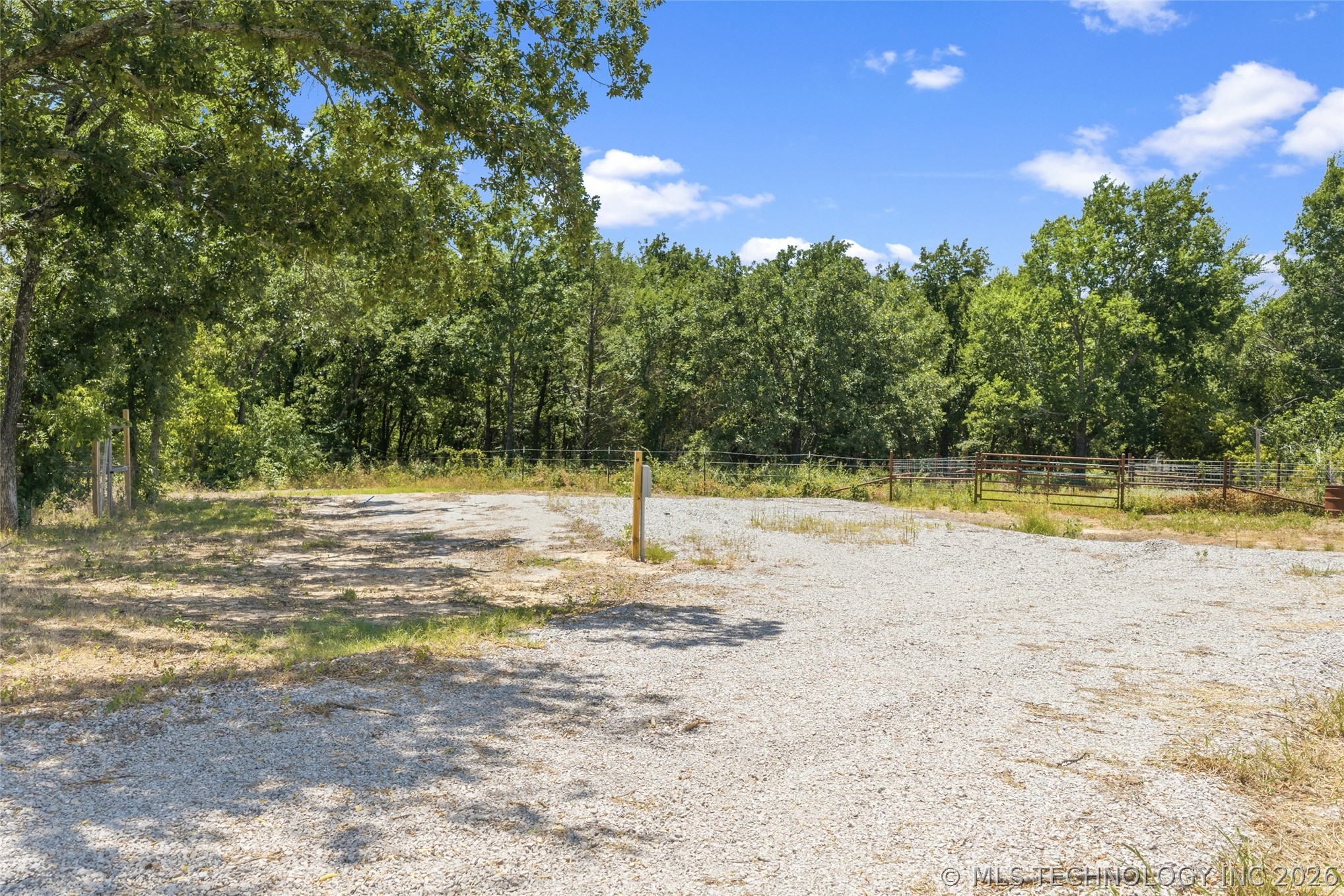 95 Express Road Property Photo 35