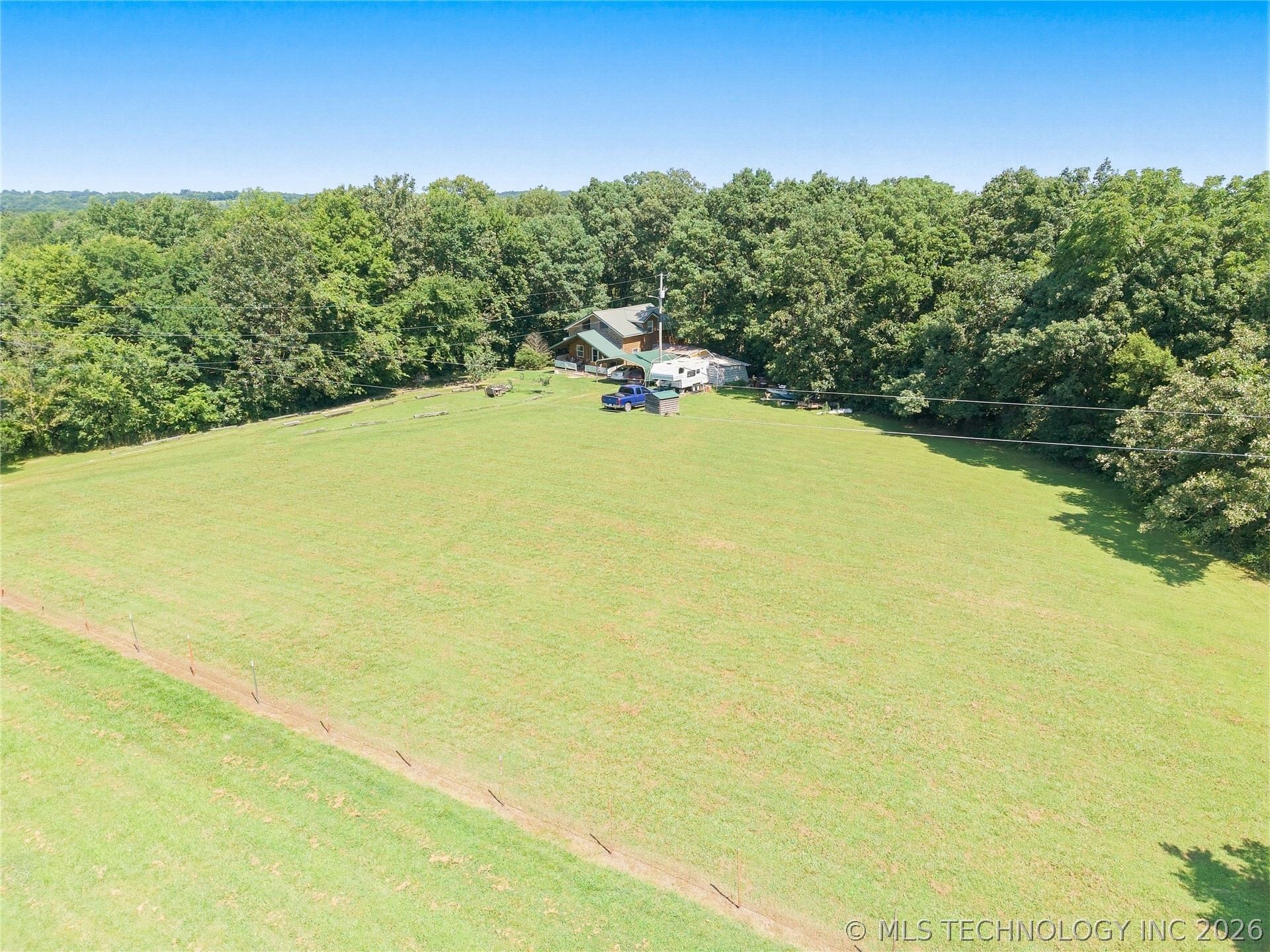 475753 E 653 Road Property Photo 6