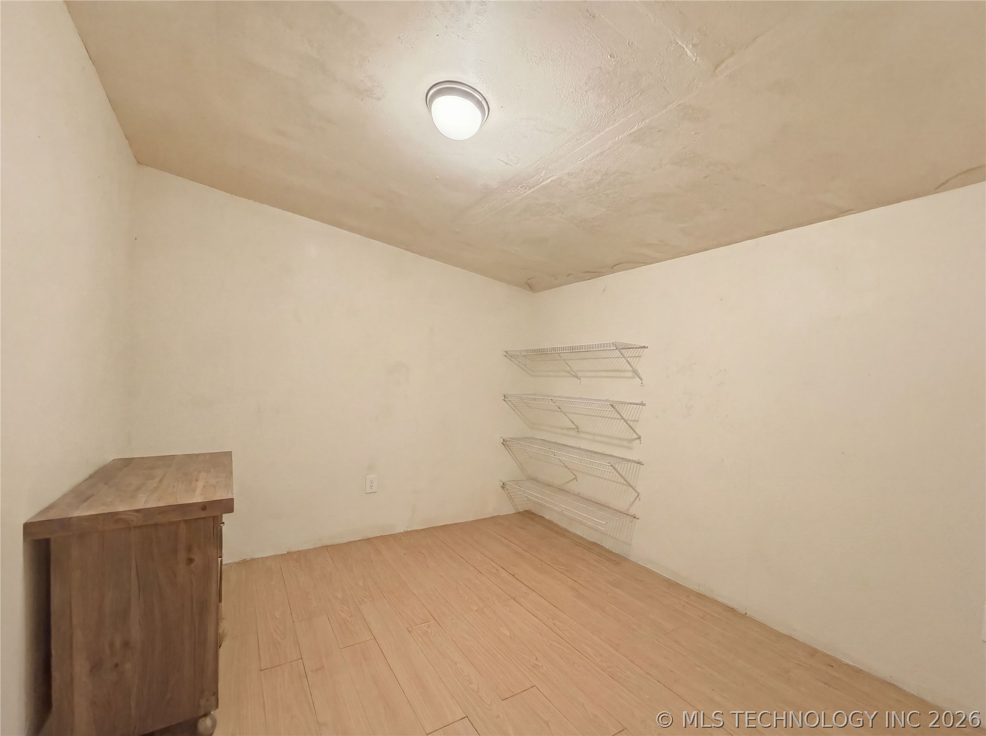 475753 E 653 Road Property Photo 27