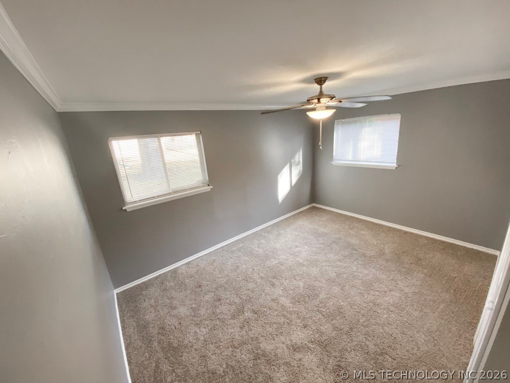 3715 E 51st Place Property Photo 8