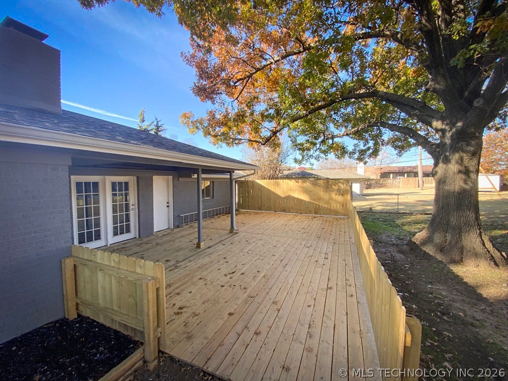 3715 E 51st Place Property Photo 13
