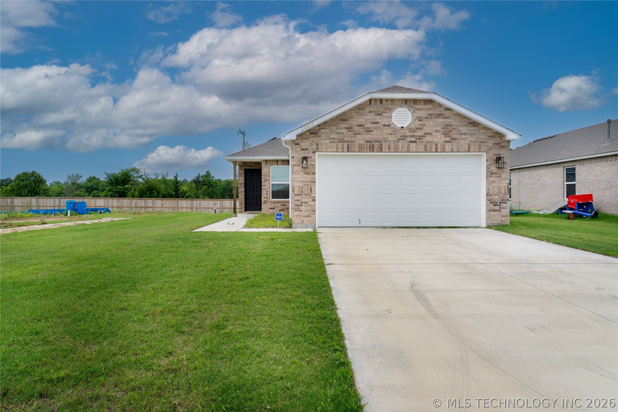 20891 Mckellop Drive Property Photo 1