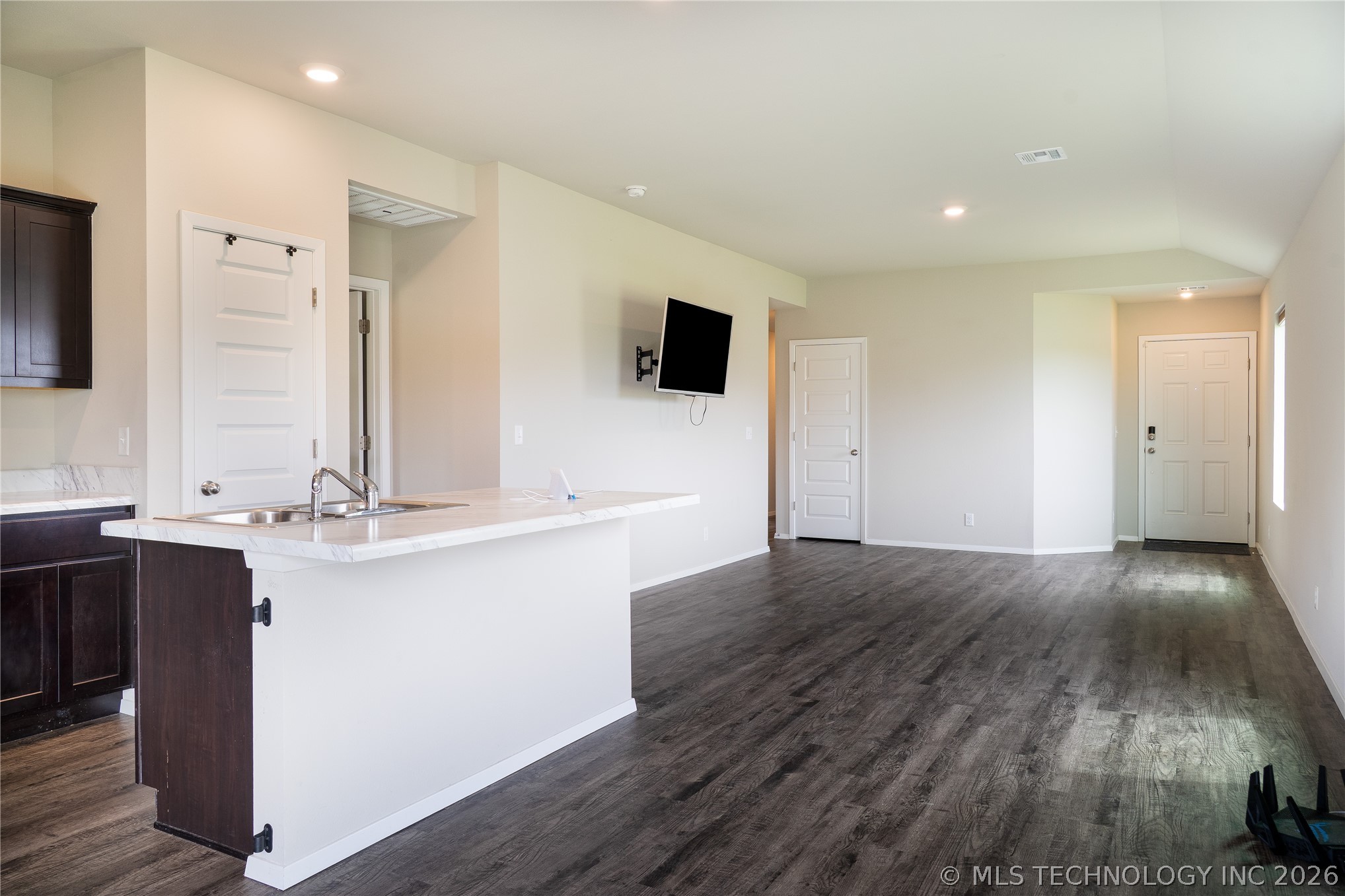 20891 Mckellop Drive Property Photo 5