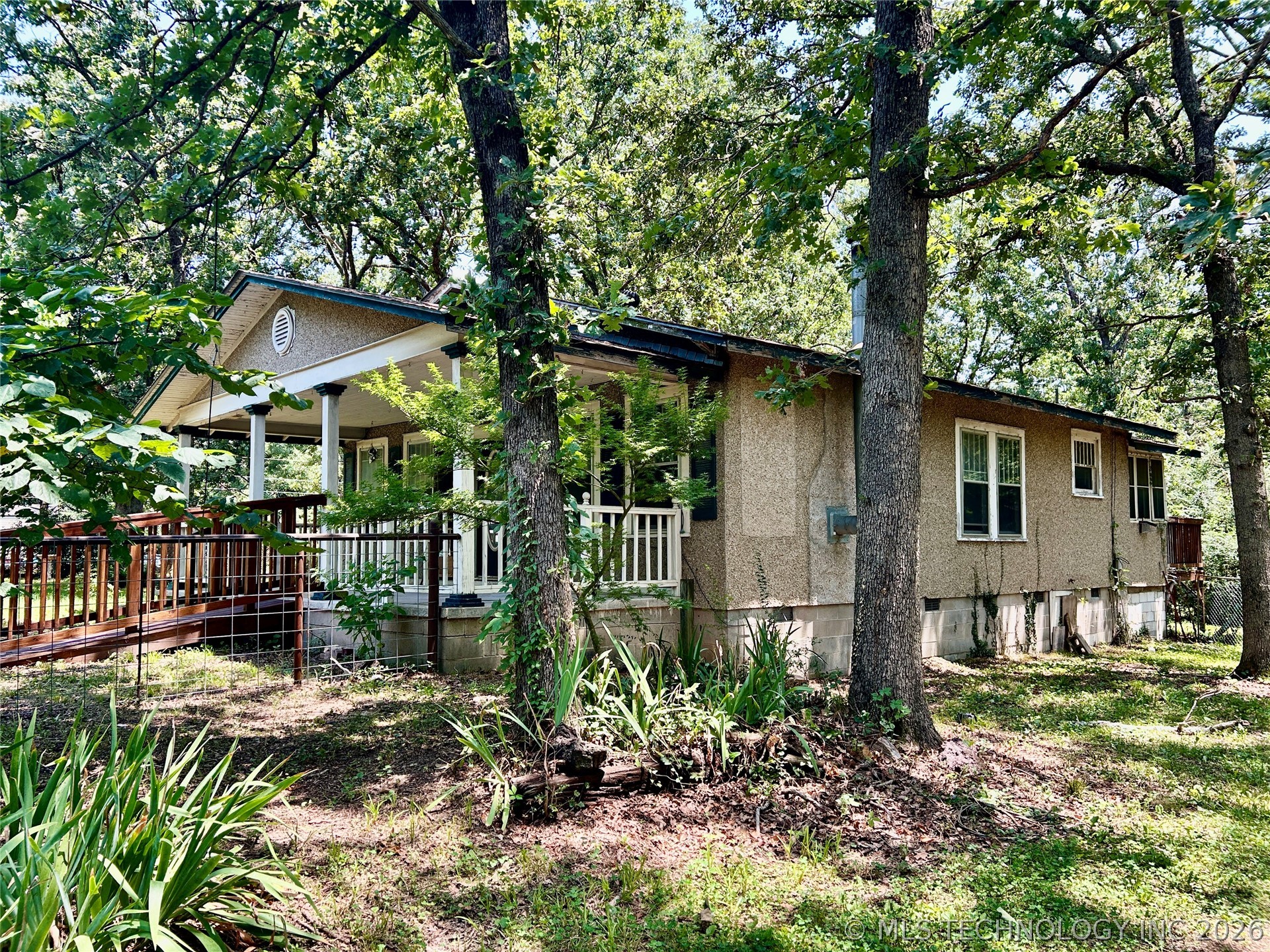 4791 Walnut Grove Property Photo 3