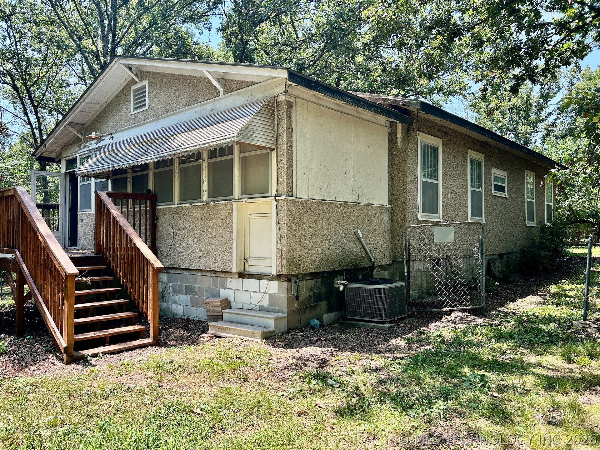 4791 Walnut Grove Property Photo 7