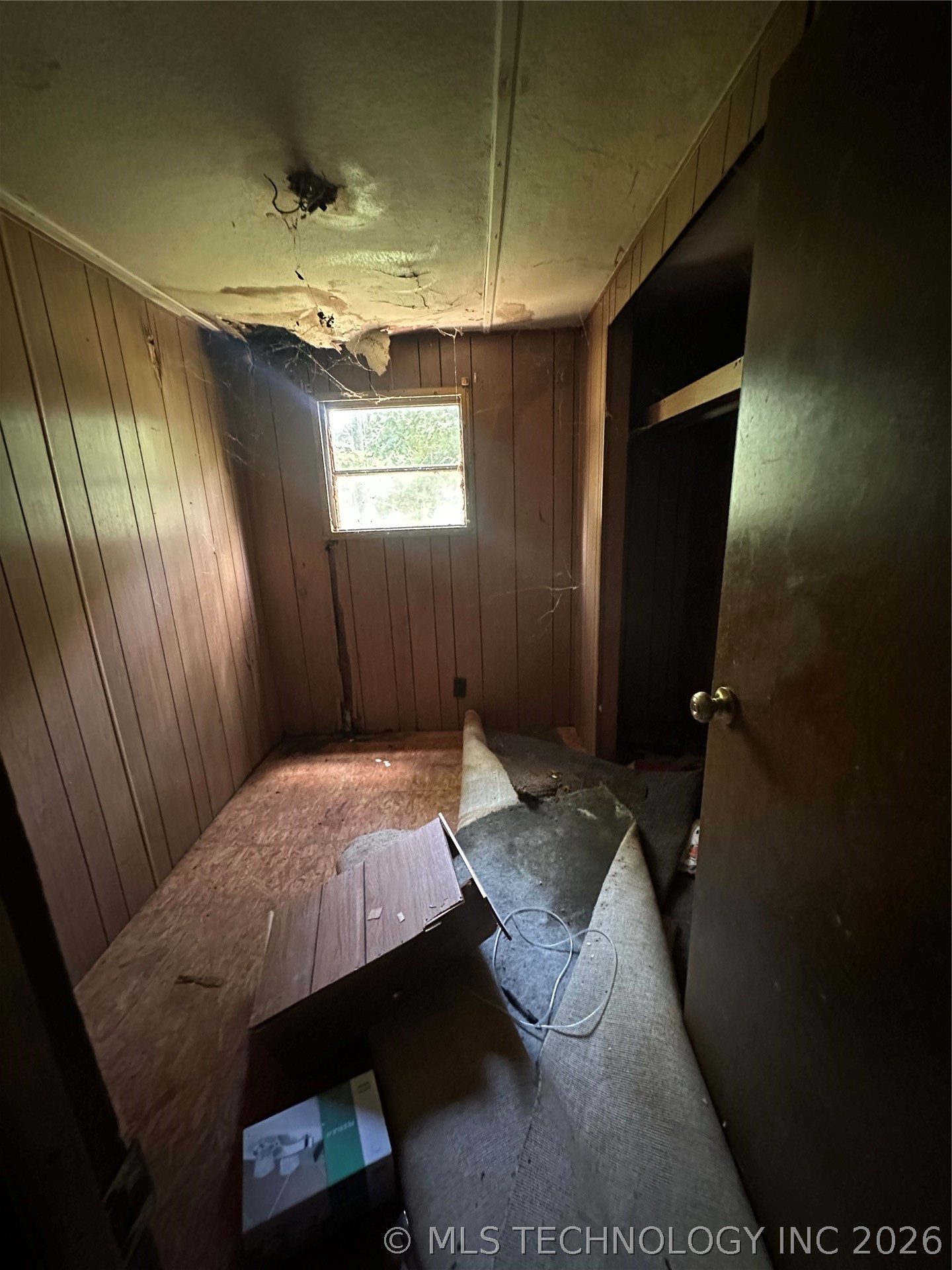 114530 1145 Property Photo 11