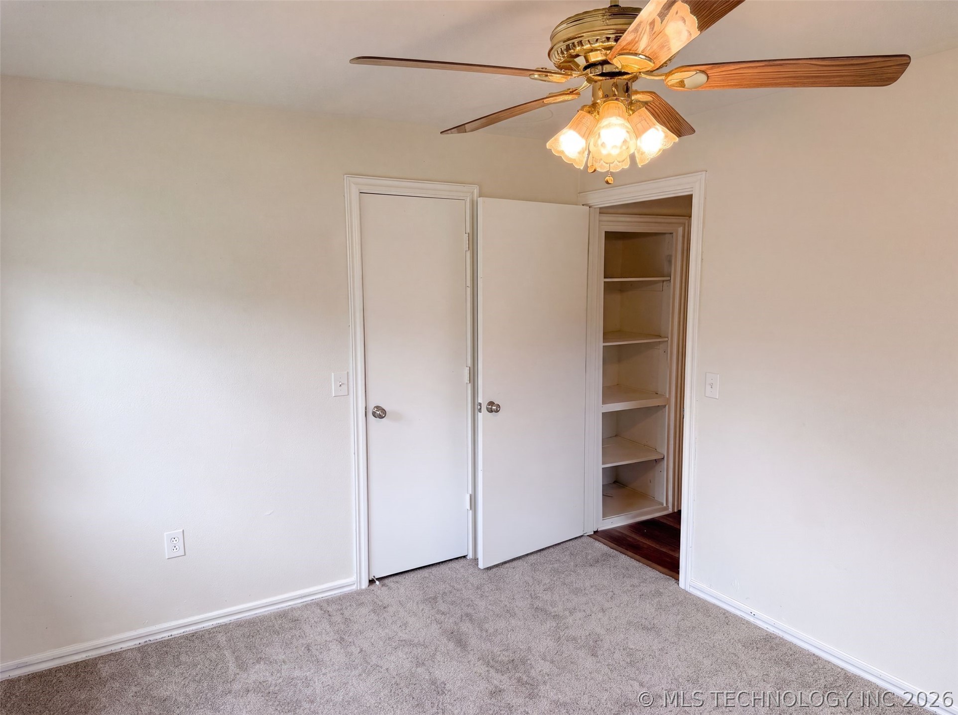 430225 E 1155 Road Property Photo 9