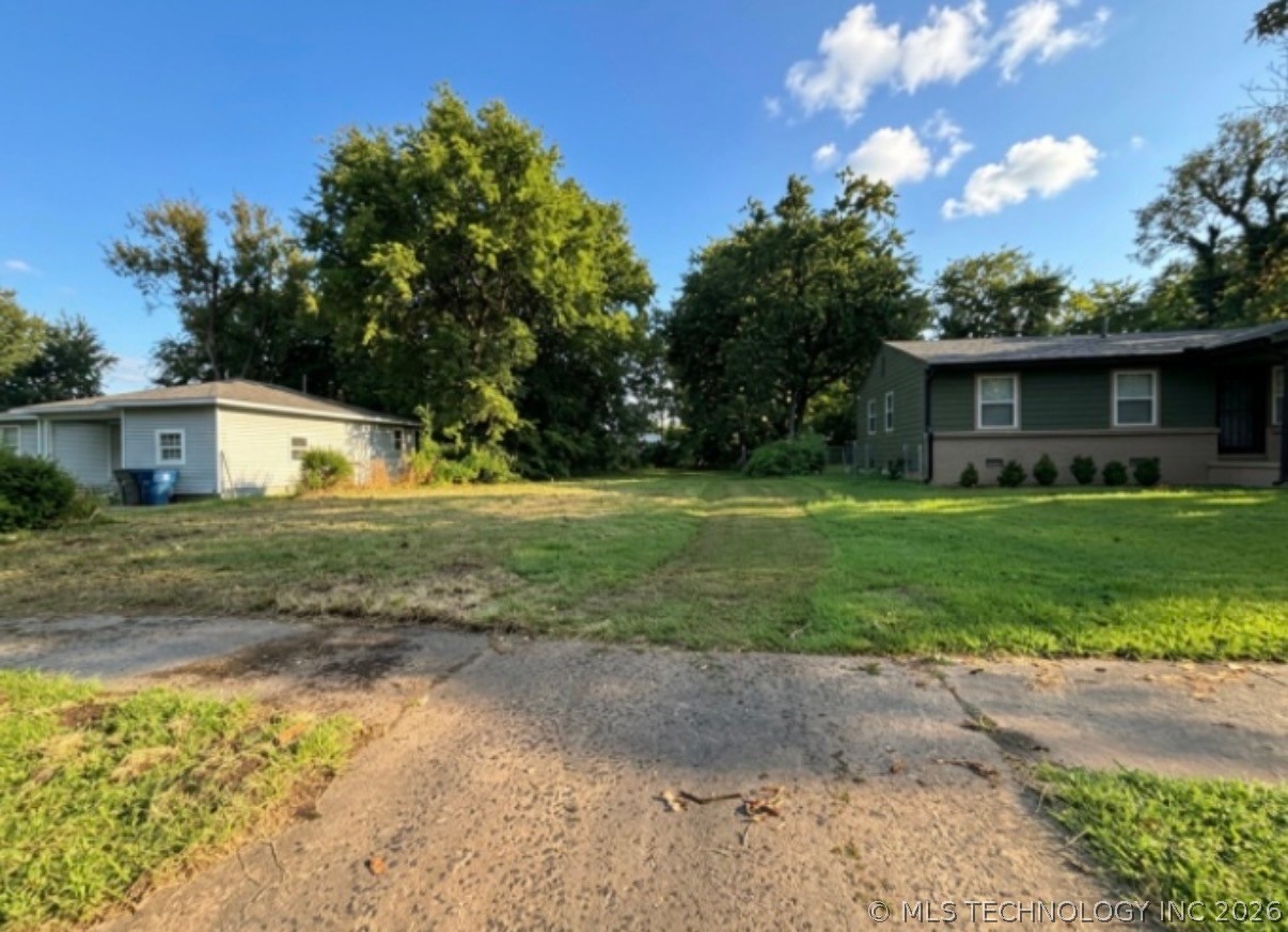 1828 E Young Street N Property Photo 9