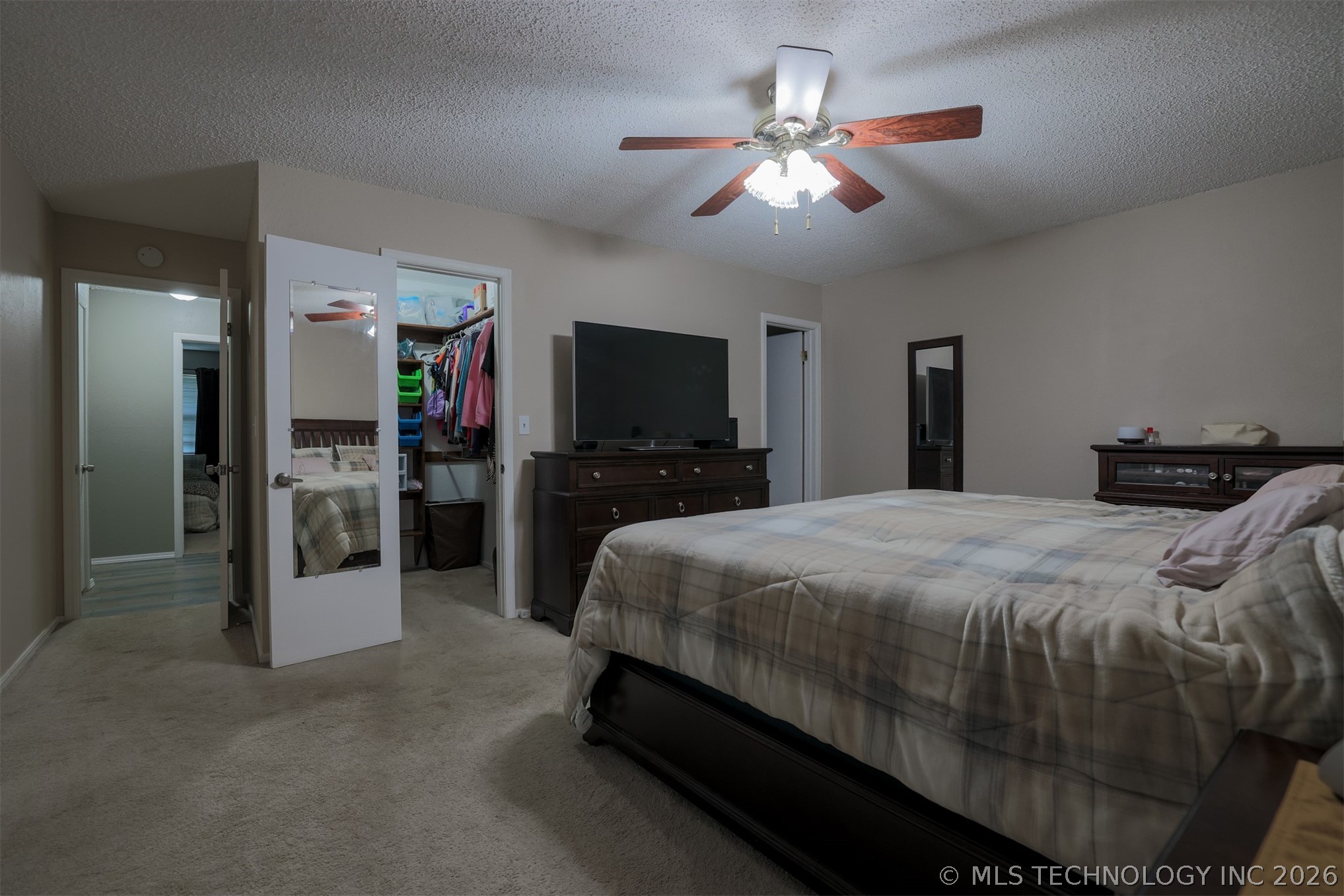 533 W Woodland Drive Property Photo 35