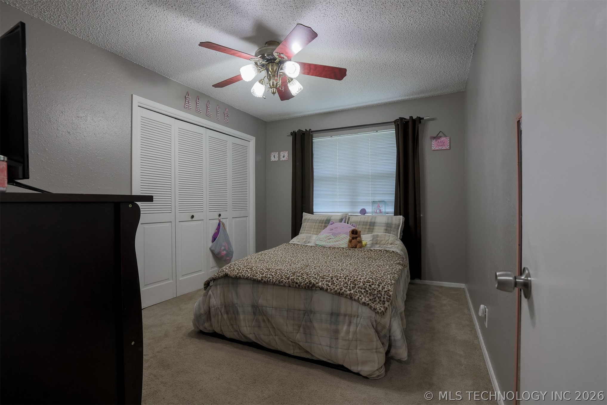 533 W Woodland Drive Property Photo 43