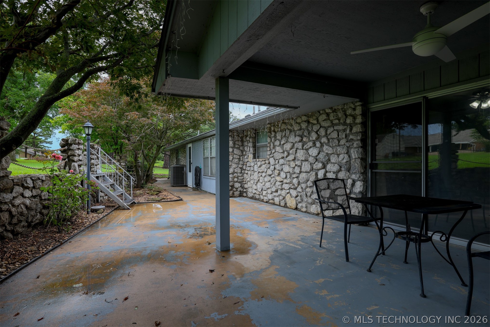533 W Woodland Drive Property Photo 48