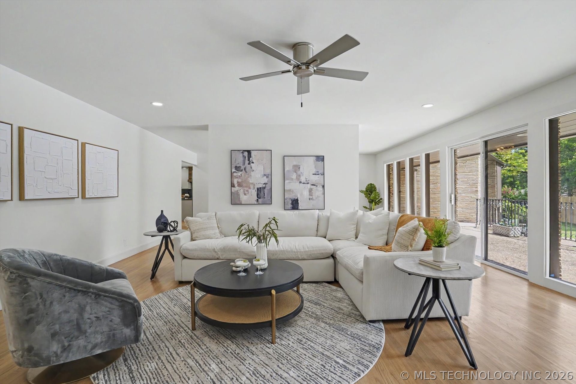 3215 S Evanston Avenue Property Photo 17