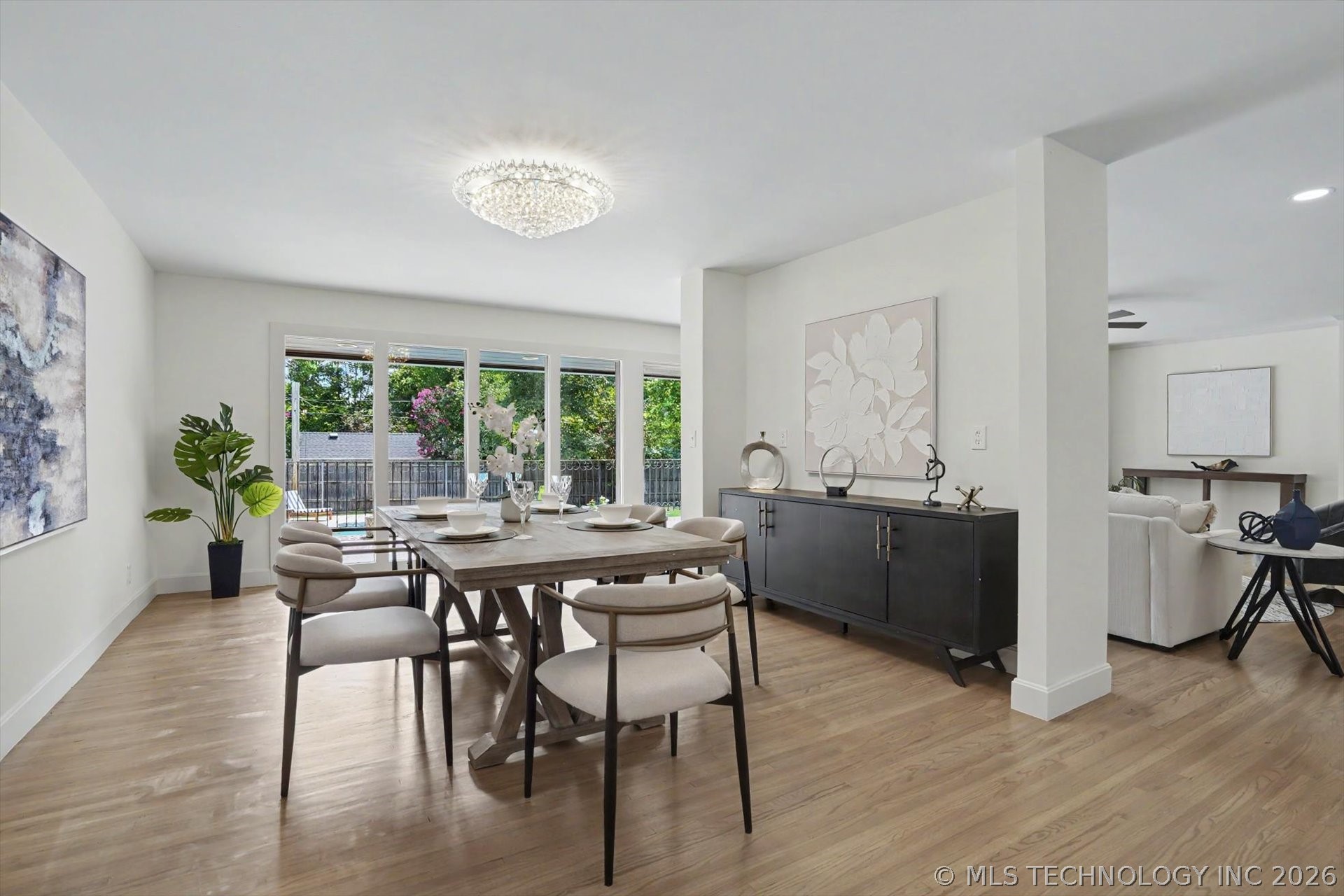 3215 S Evanston Avenue Property Photo 20
