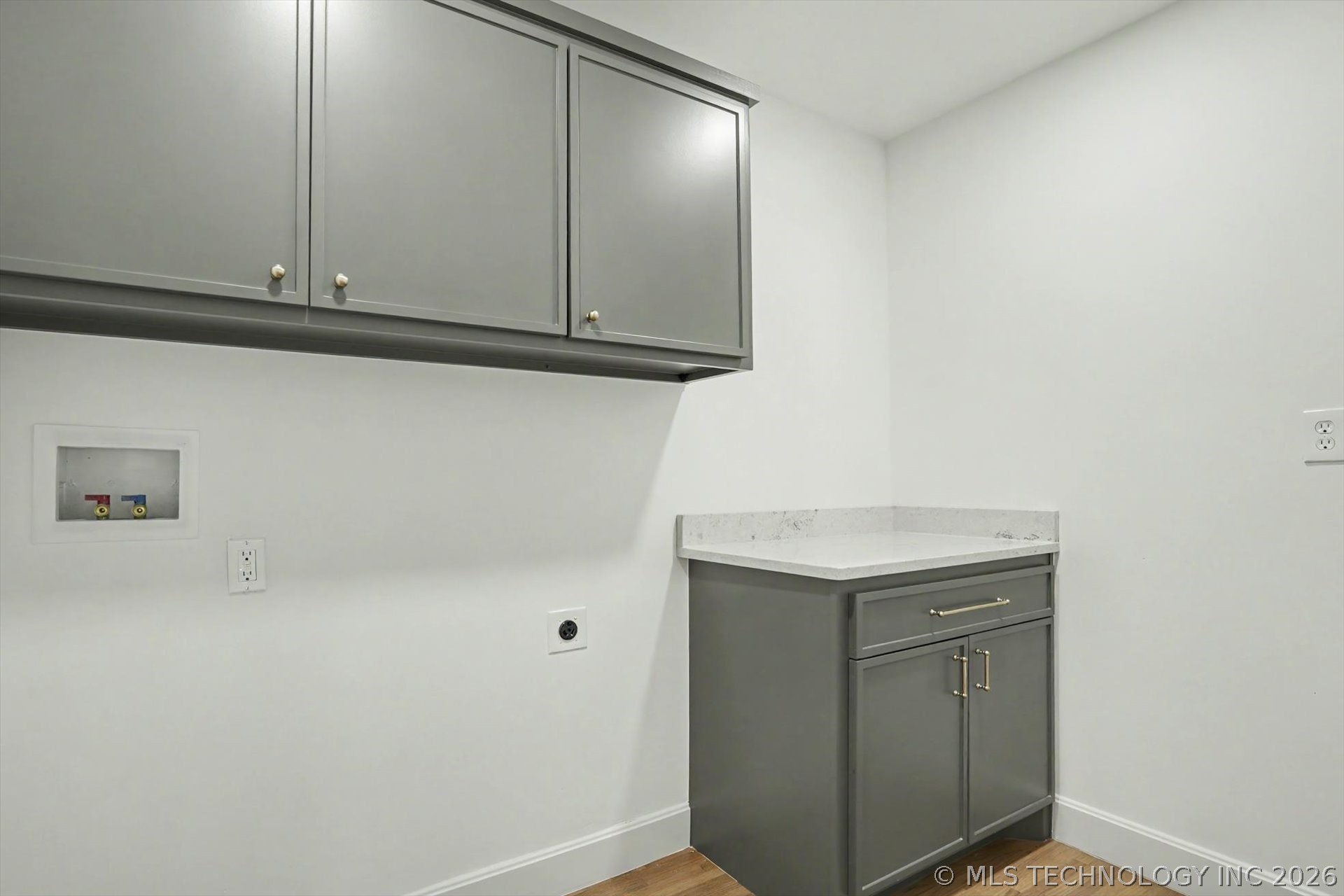3215 S Evanston Avenue Property Photo 41