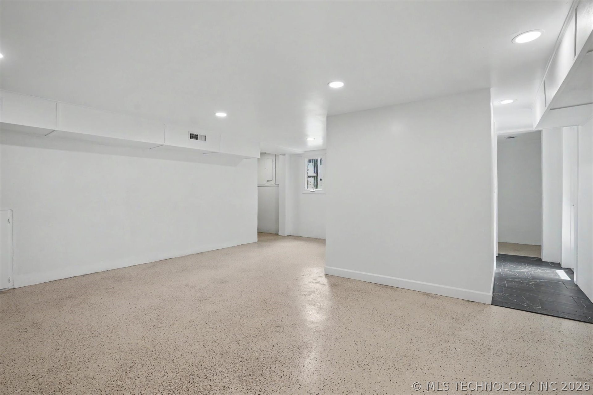 3215 S Evanston Avenue Property Photo 45